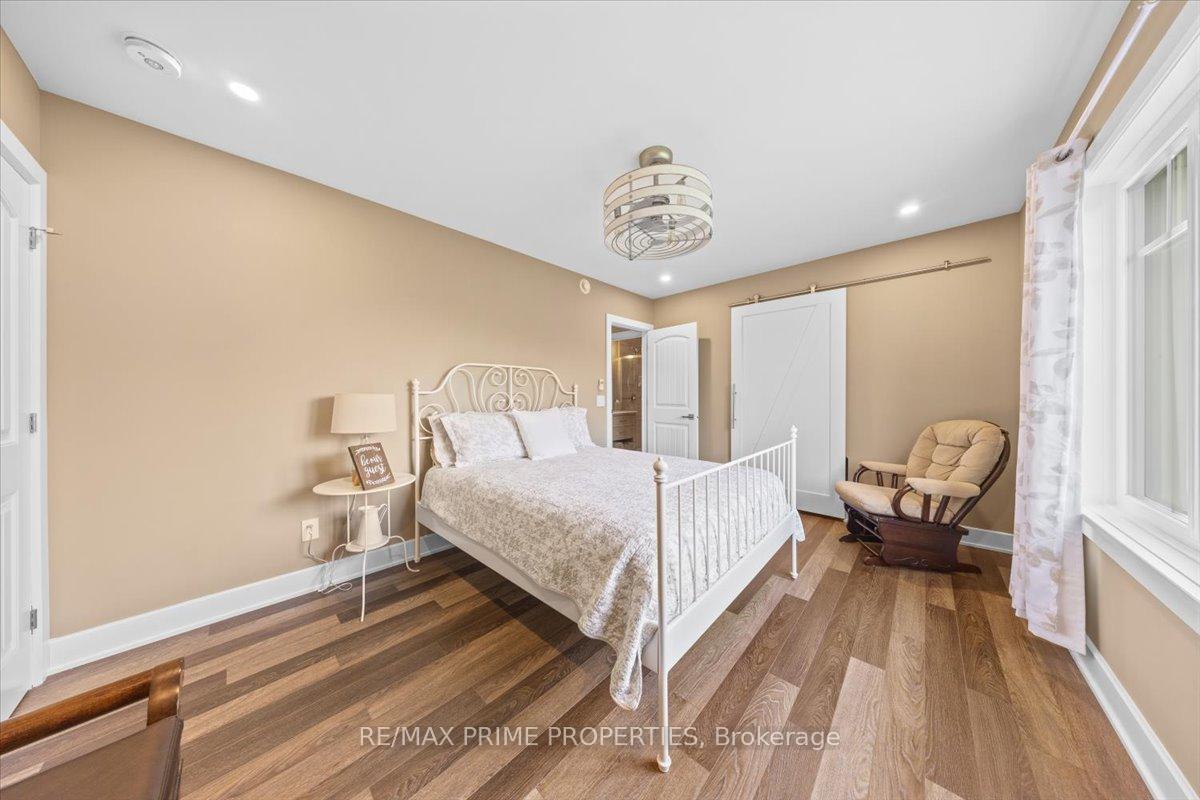 Photo 23 of 2440 Emmett Road, Ottawa, Cumberland West — HOMEH