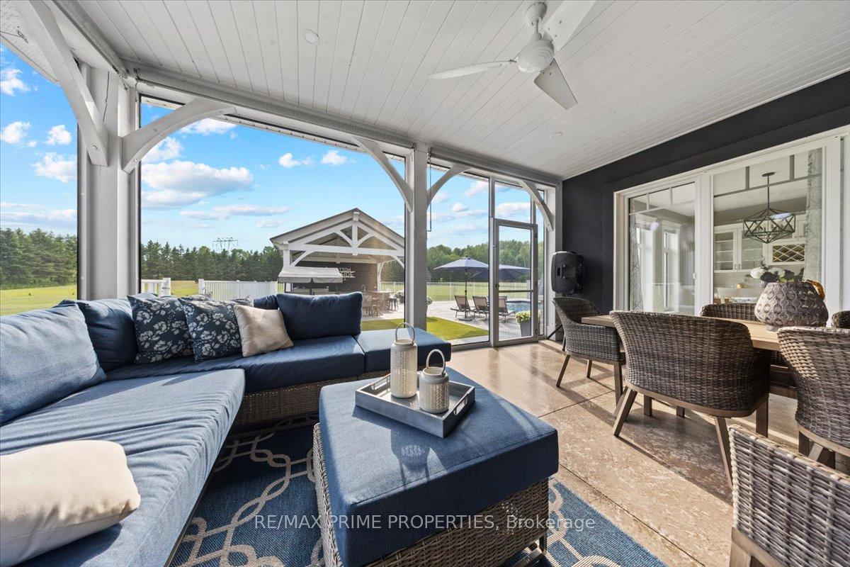 Photo 33 of 2440 Emmett Road, Ottawa, Cumberland West — HOMEH