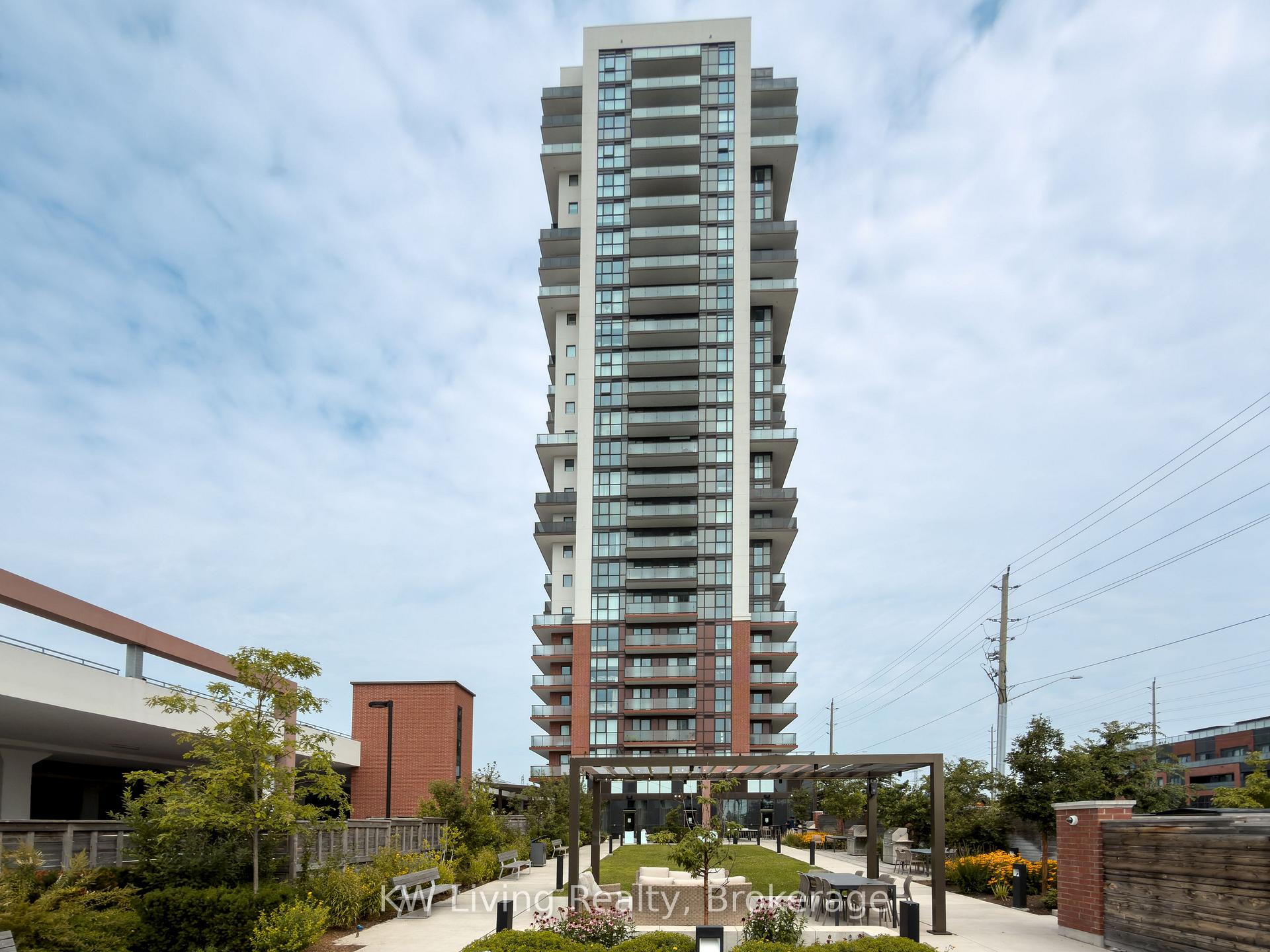 Photo of Unit 207, 2550 Simcoe Street N
