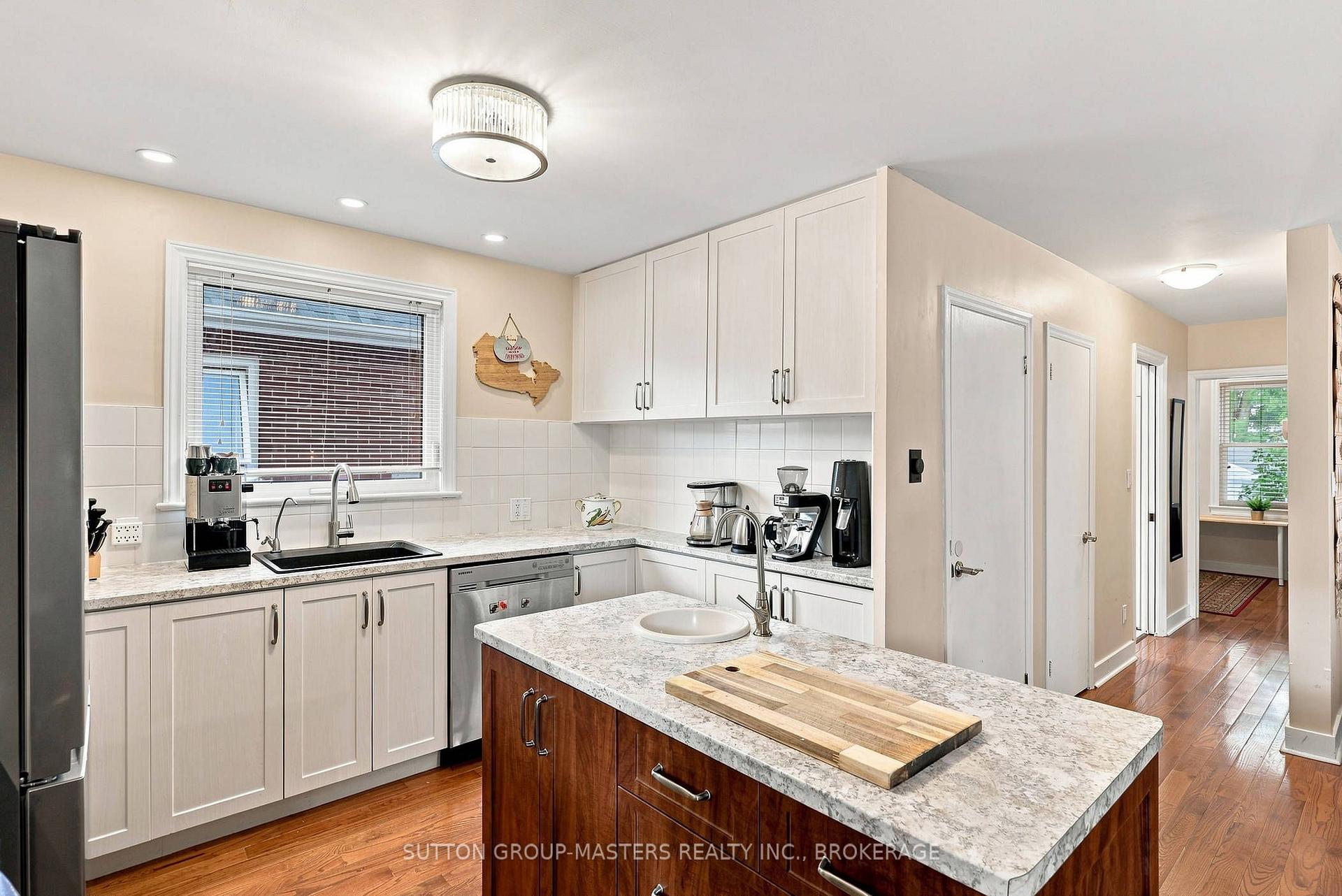 Photo 11 of 443 College Street, Kingston, Central City East — HOMEH