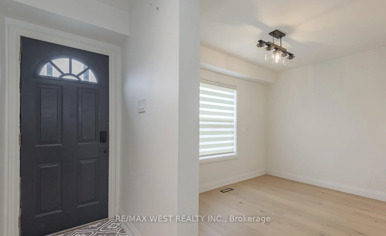 Photo 5 of Unit 67, 900 Central Park Drive, Brampton, Northgate — HOMEH
