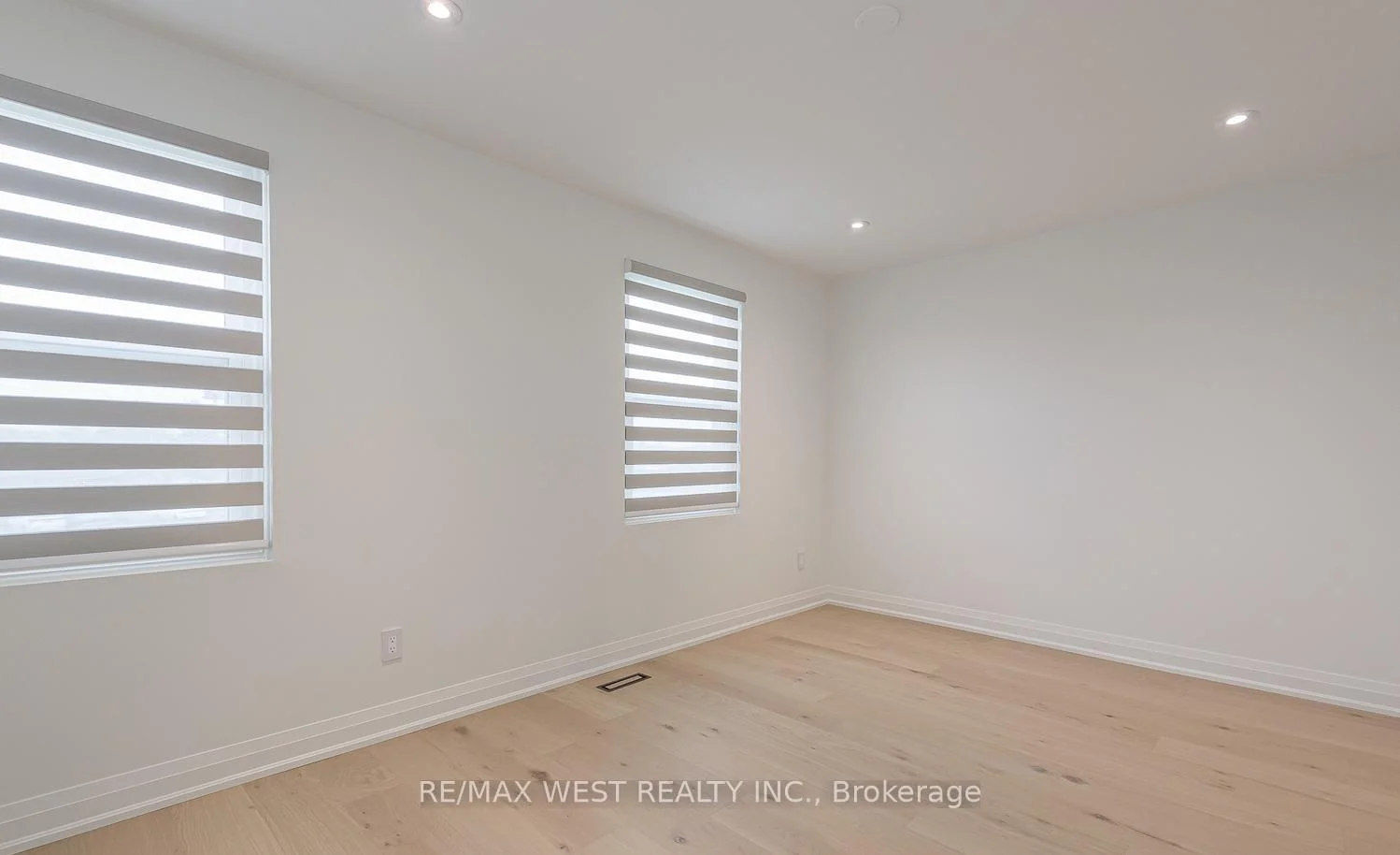Photo 43 of Unit 67, 900 Central Park Drive, Brampton, Northgate — HOMEH