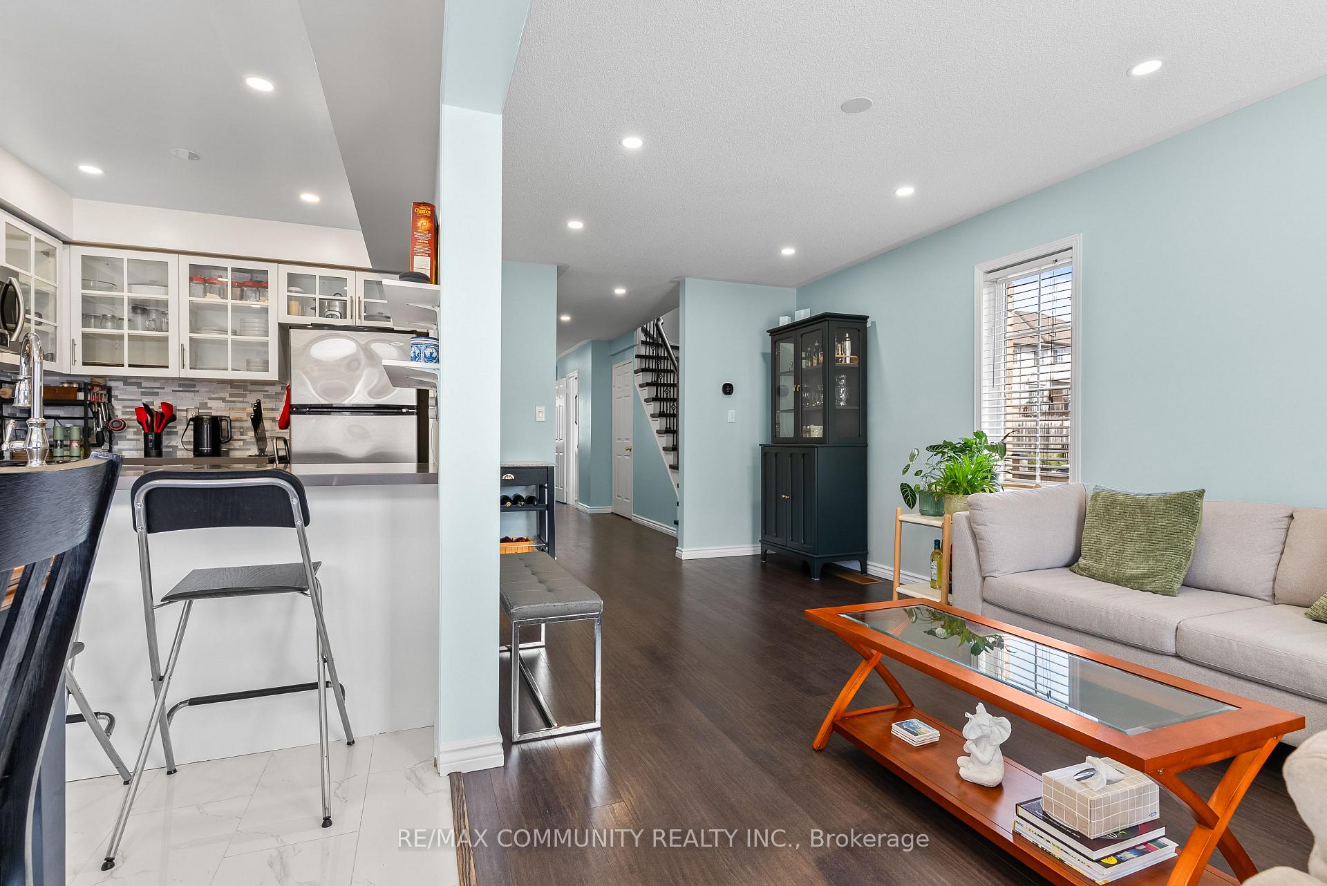Photo 11 of 32 Bartolo Lane, Ajax, Central — HOMEH