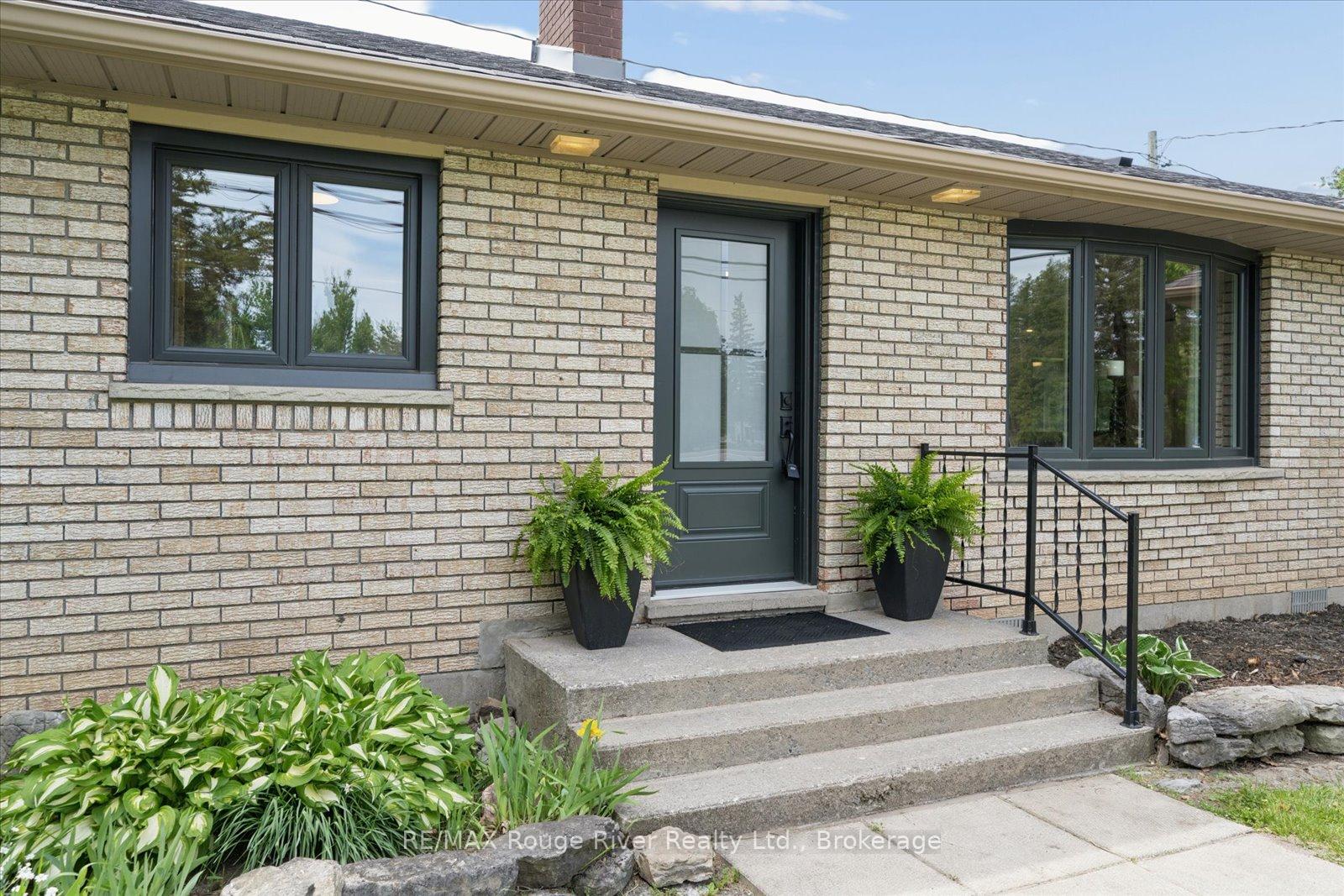 Photo 3 of 3413 County Rd 36, Kawartha Lakes, Bobcaygeon — HOMEH