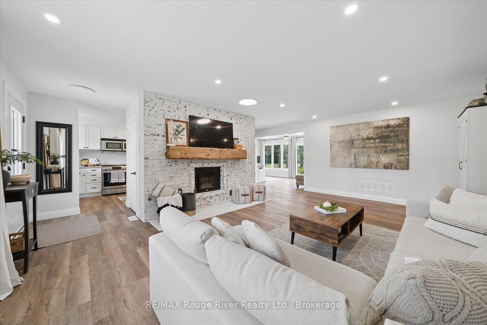 Photo 8 of 3413 County Rd 36, Kawartha Lakes, Bobcaygeon — HOMEH
