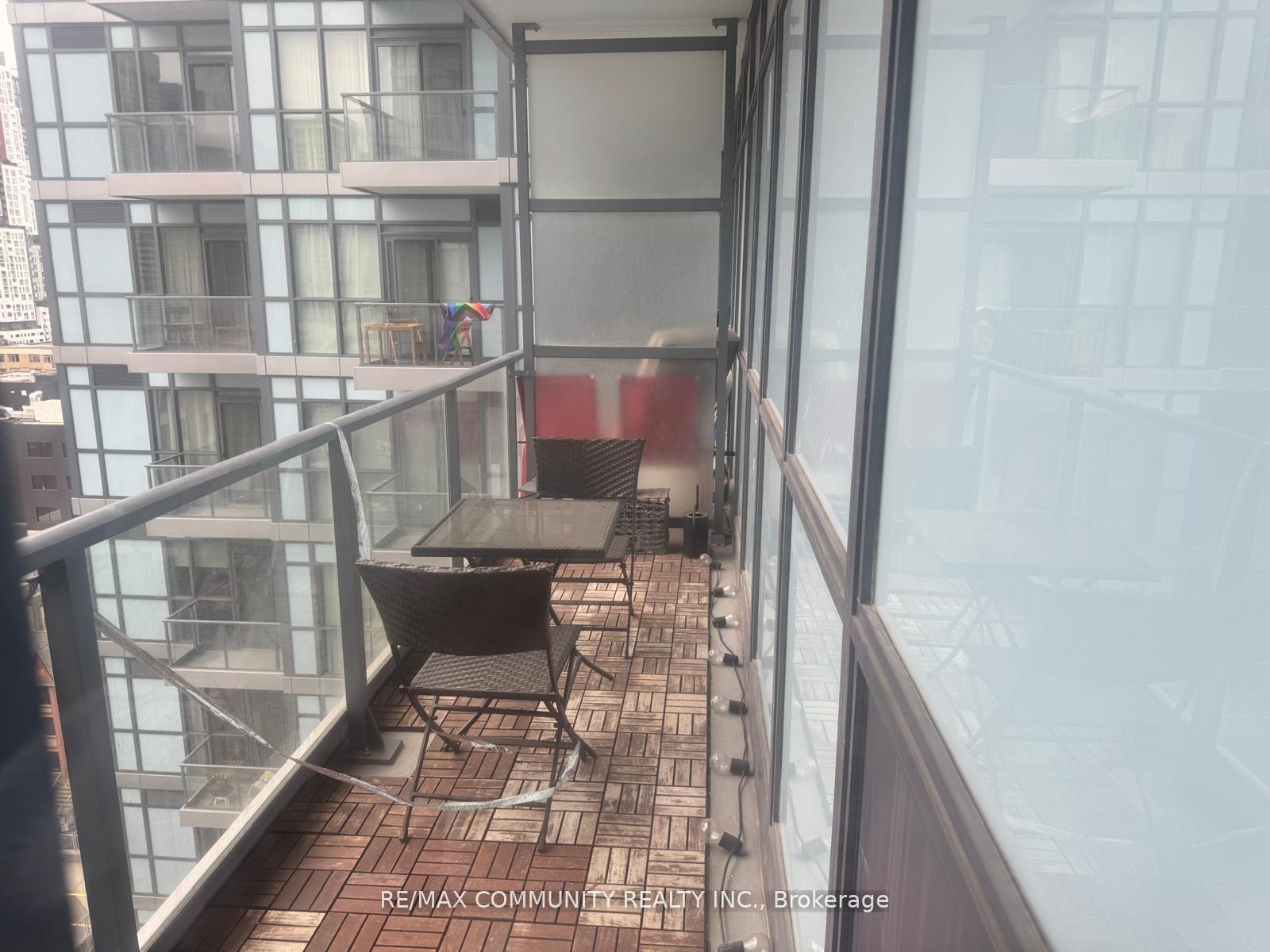 Photo 14 of Unit 1514, 210 Simcoe Street, Toronto, Kensington-Chinatown — HOMEH