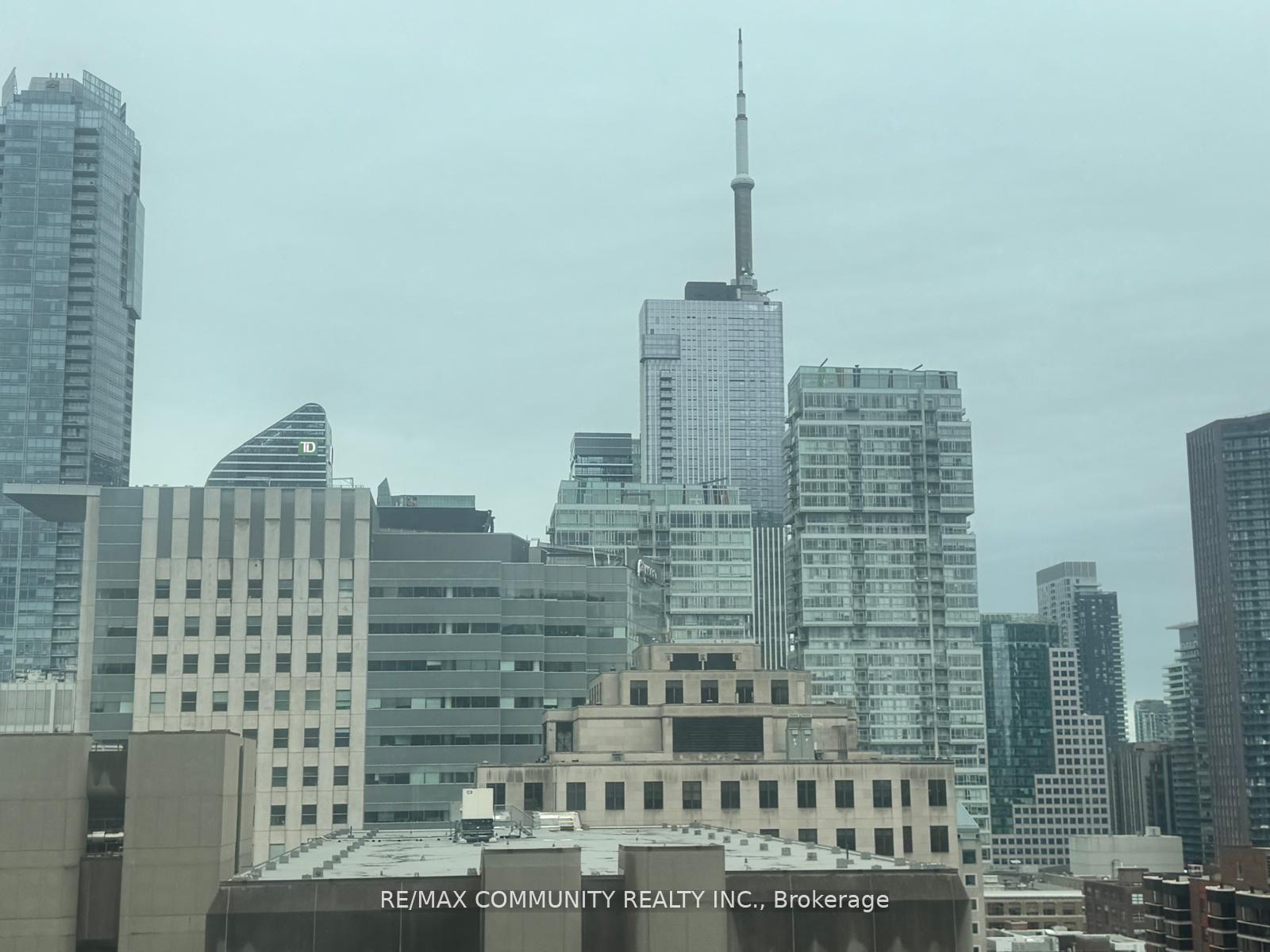 Photo 15 of Unit 1514, 210 Simcoe Street, Toronto, Kensington-Chinatown — HOMEH