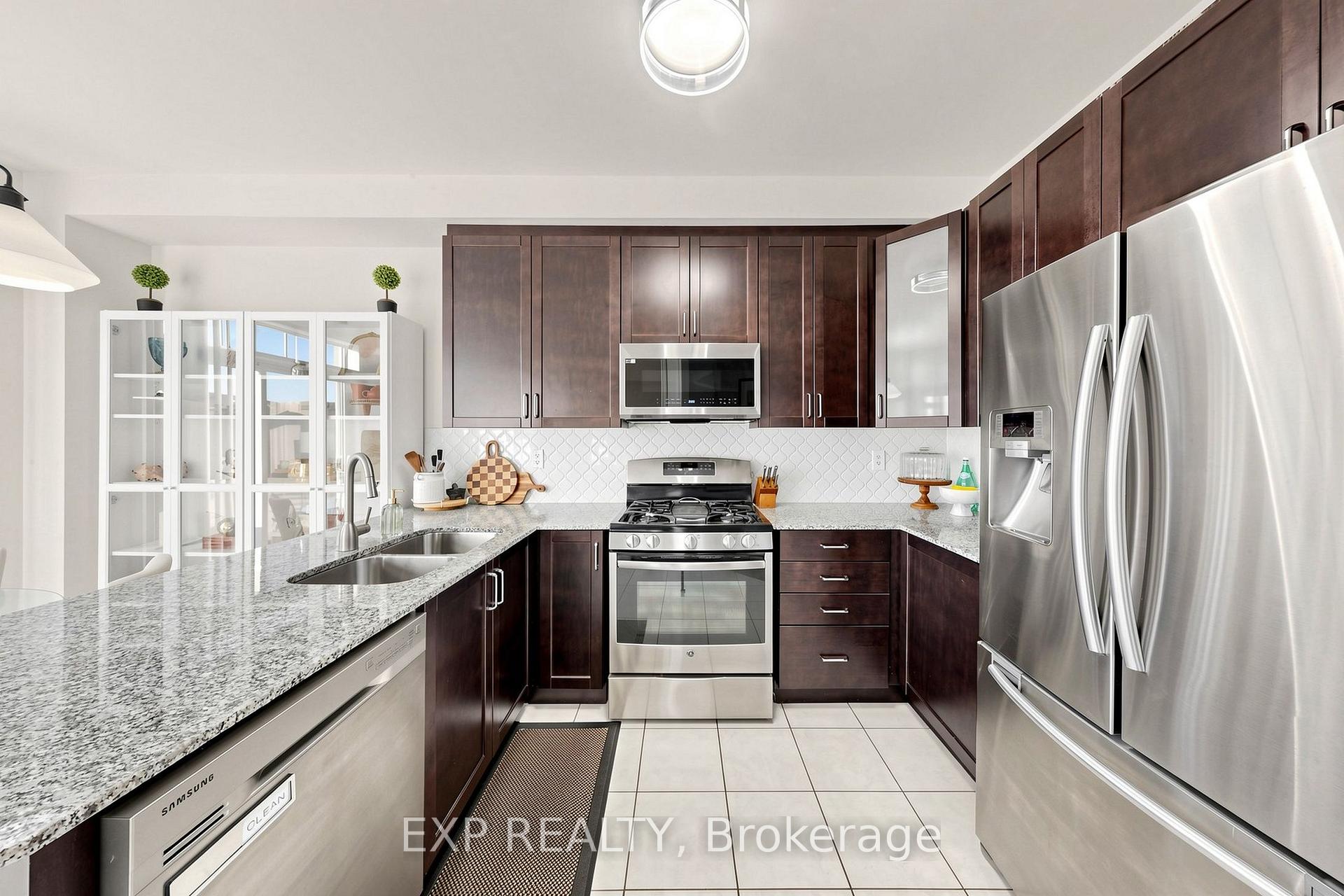 Photo 22 of 10 Borrelli Drive, Brampton, Credit Valley — HOMEH