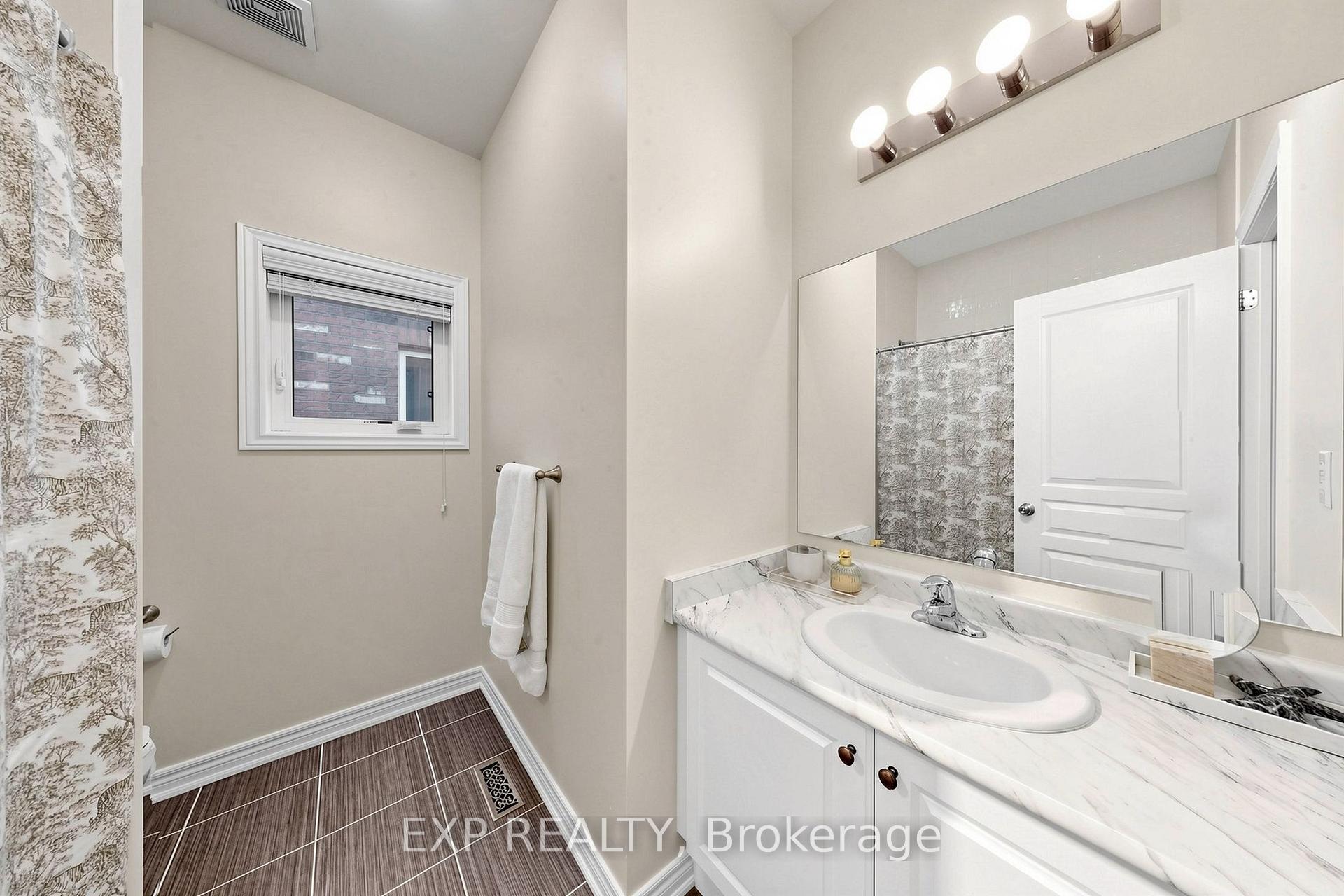Photo 43 of 10 Borrelli Drive, Brampton, Credit Valley — HOMEH