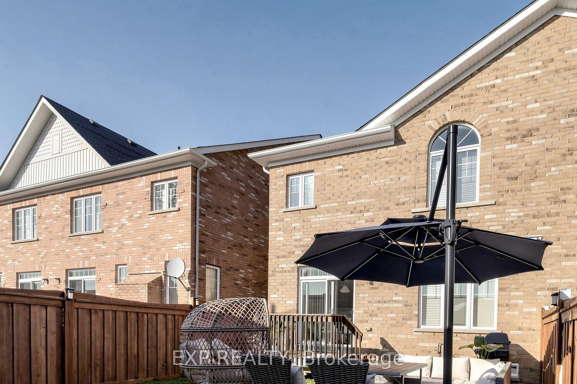 Photo 47 of 10 Borrelli Drive, Brampton, Credit Valley — HOMEH