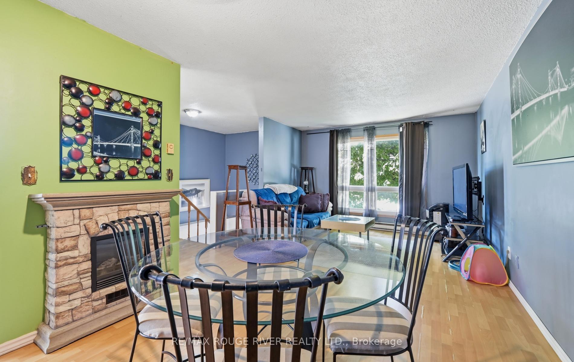 Photo 10 of 923 Glen Street, Oshawa, Lakeview — HOMEH