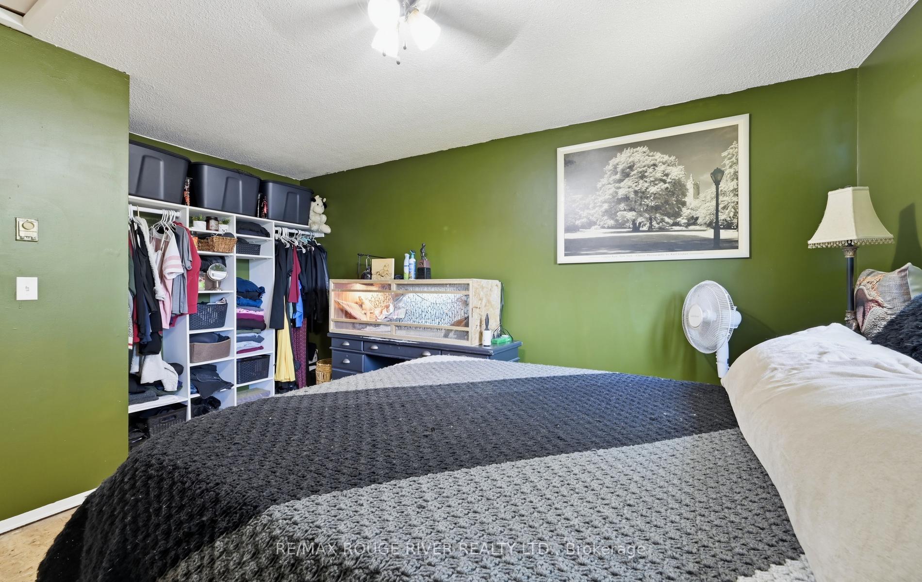 Photo 12 of 923 Glen Street, Oshawa, Lakeview — HOMEH