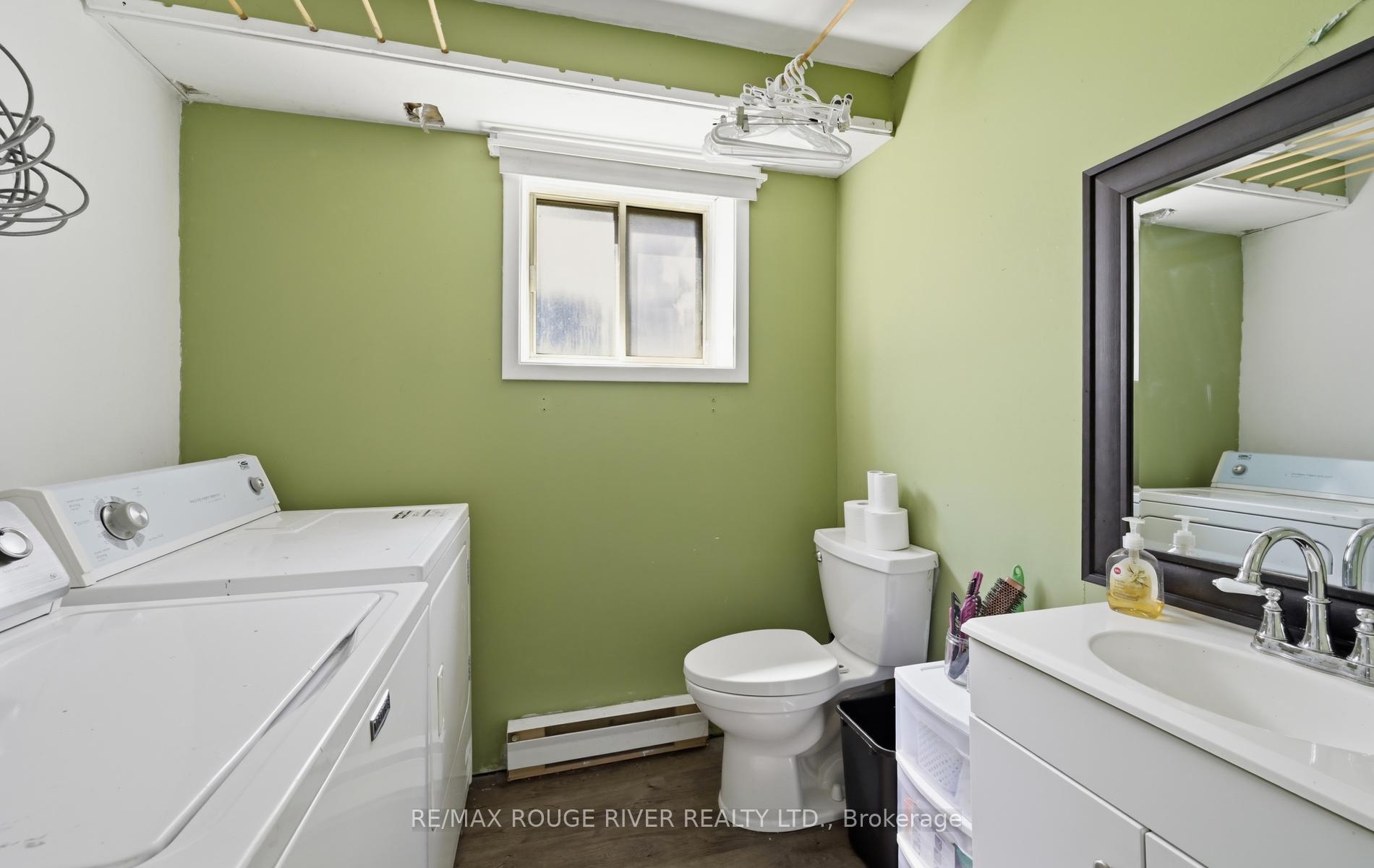 Photo 25 of 923 Glen Street, Oshawa, Lakeview — HOMEH