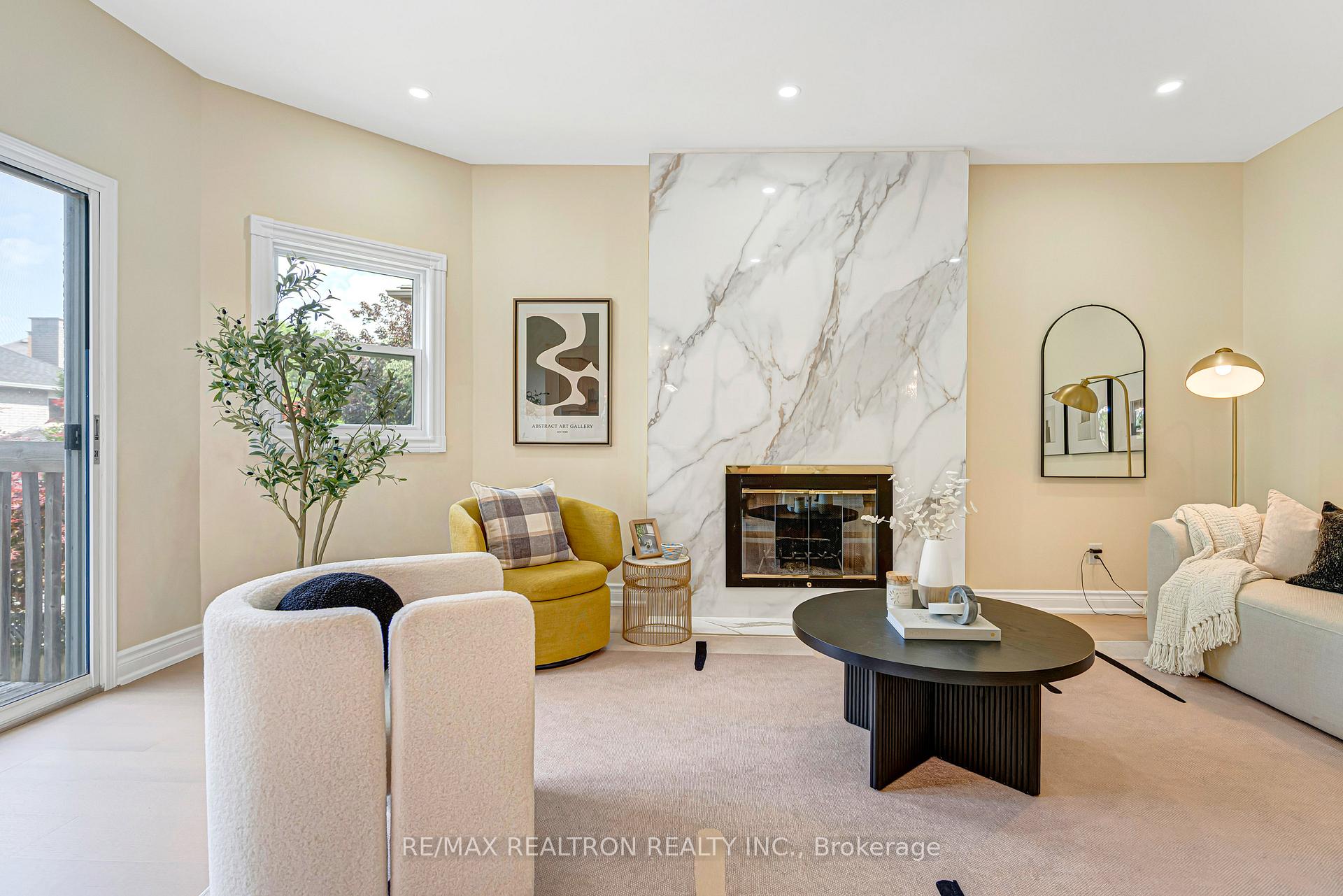 Photo 20 of 27 Captain Francis Drive, Markham, Buttonville — HOMEH