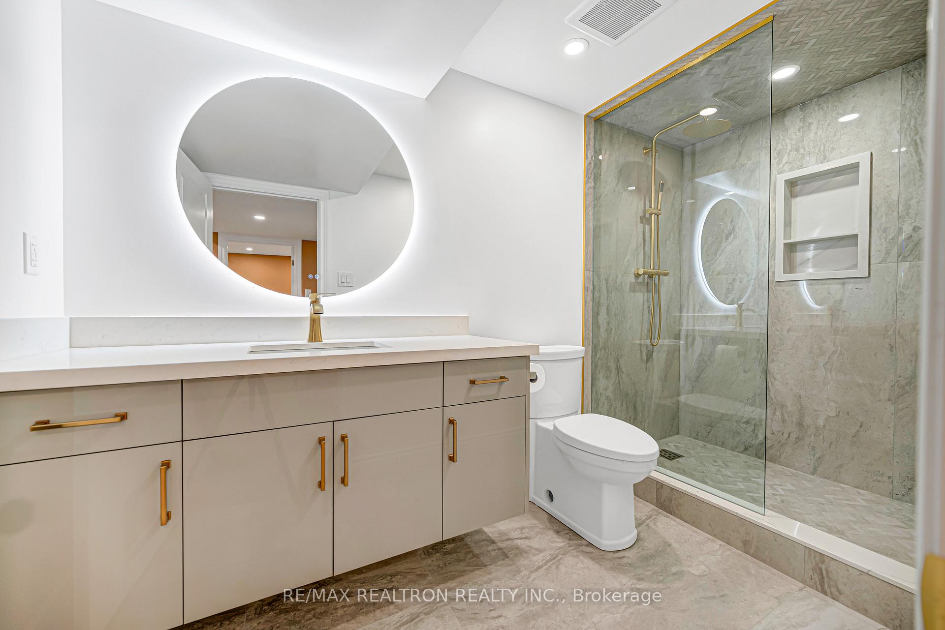 Photo 41 of 27 Captain Francis Drive, Markham, Buttonville — HOMEH