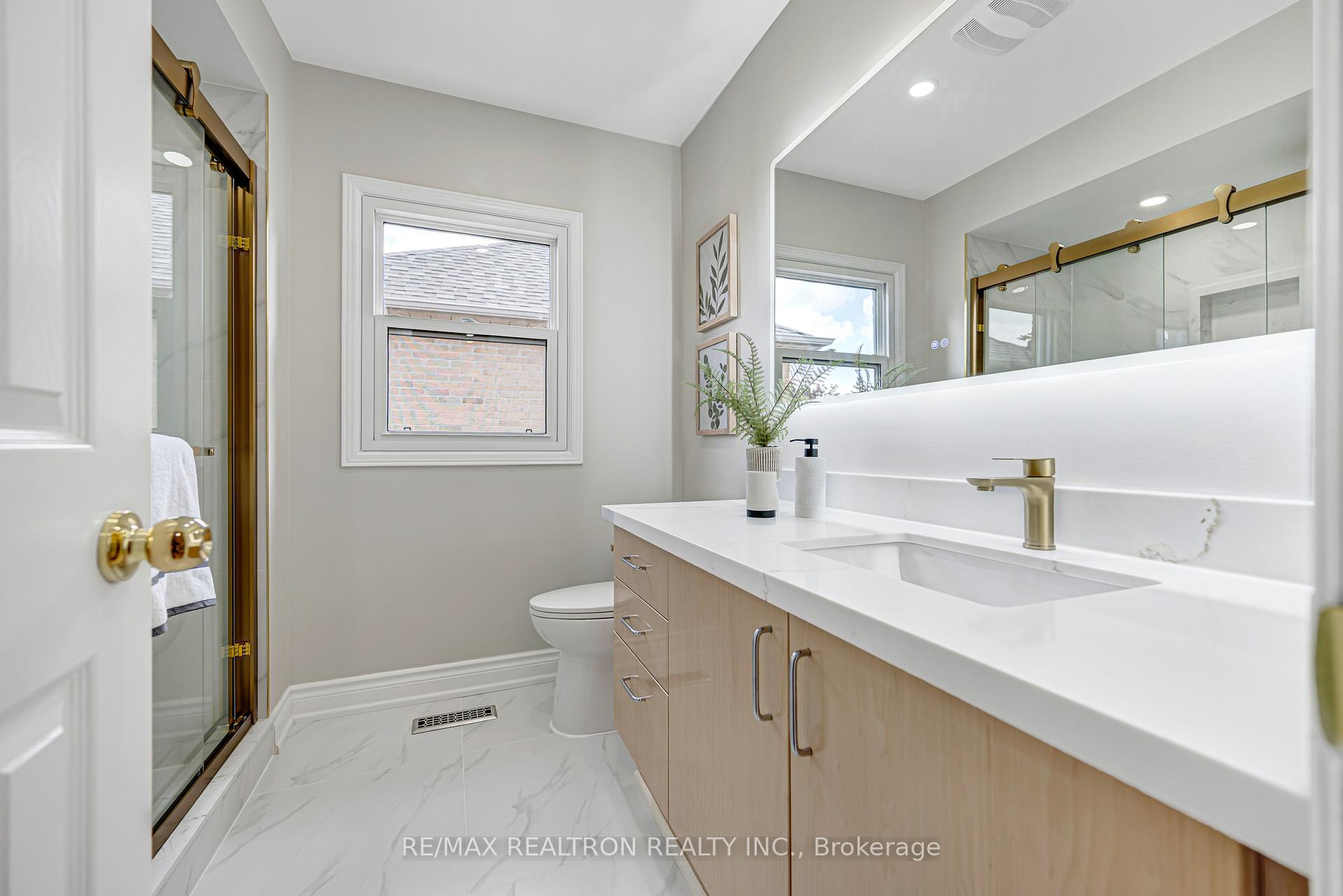 Photo 45 of 27 Captain Francis Drive, Markham, Buttonville — HOMEH