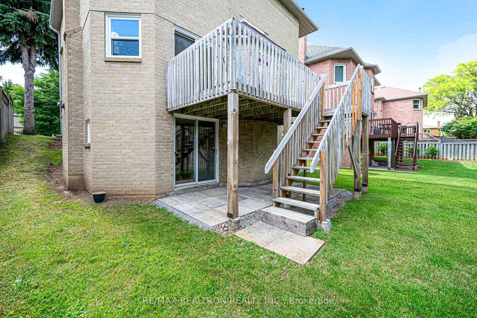 Photo 47 of 27 Captain Francis Drive, Markham, Buttonville — HOMEH