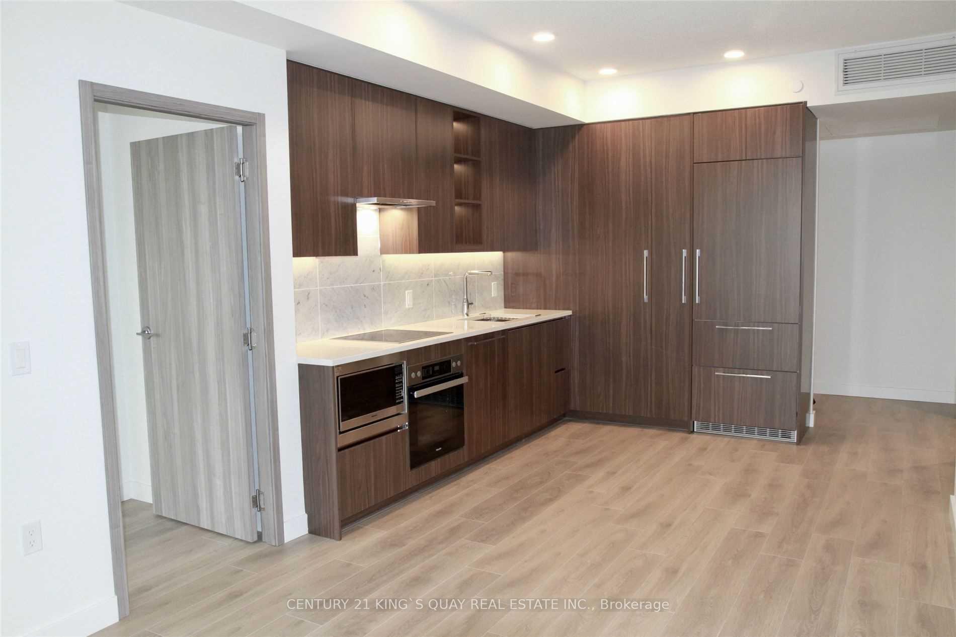Photo 9 of Unit 3701, 85 McMahon Drive, North York, Bayview Village — HOMEH
