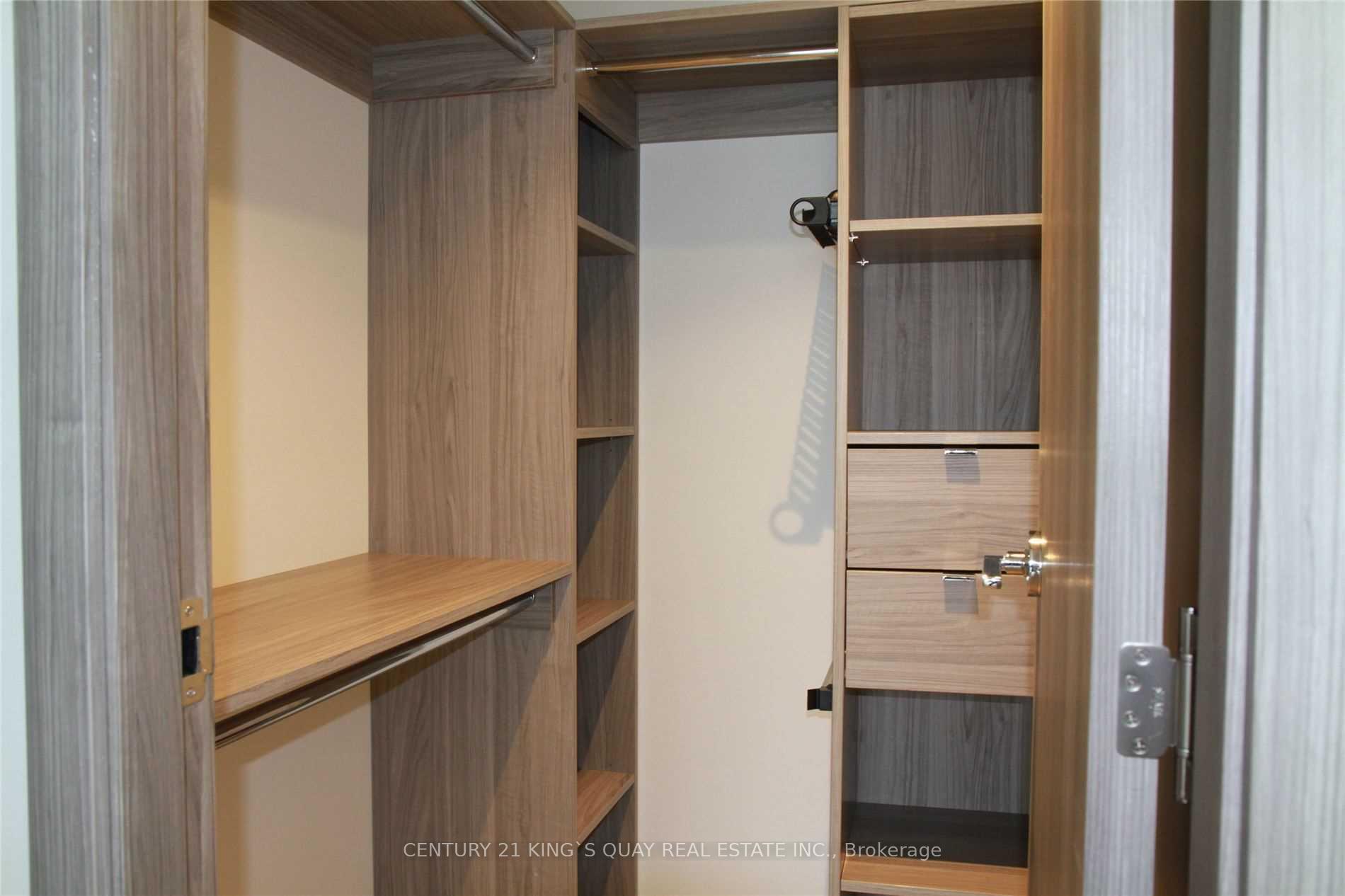Photo 18 of Unit 3701, 85 McMahon Drive, North York, Bayview Village — HOMEH