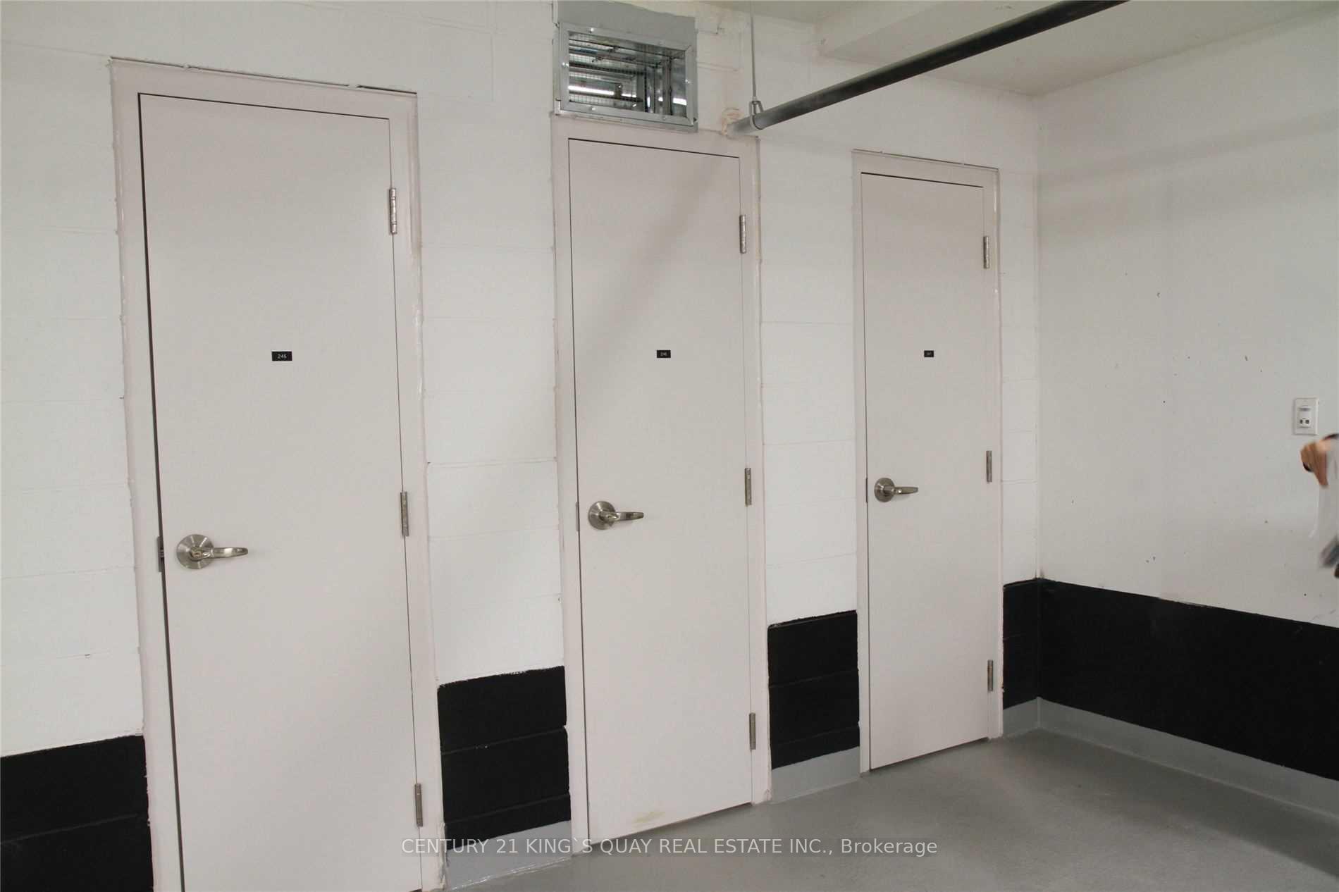 Photo 28 of Unit 3701, 85 McMahon Drive, North York, Bayview Village — HOMEH