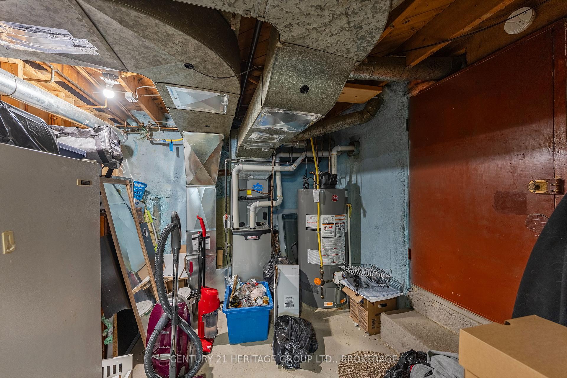 Photo 29 of 149 Pine Street, Kingston, East of Sir John A. Blvd — HOMEH