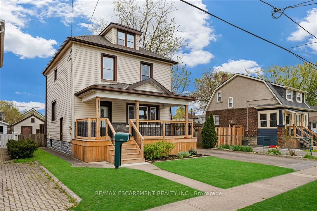 Photo 2 of 112 Oakland Avenue, Welland, Broadway — HOMEH