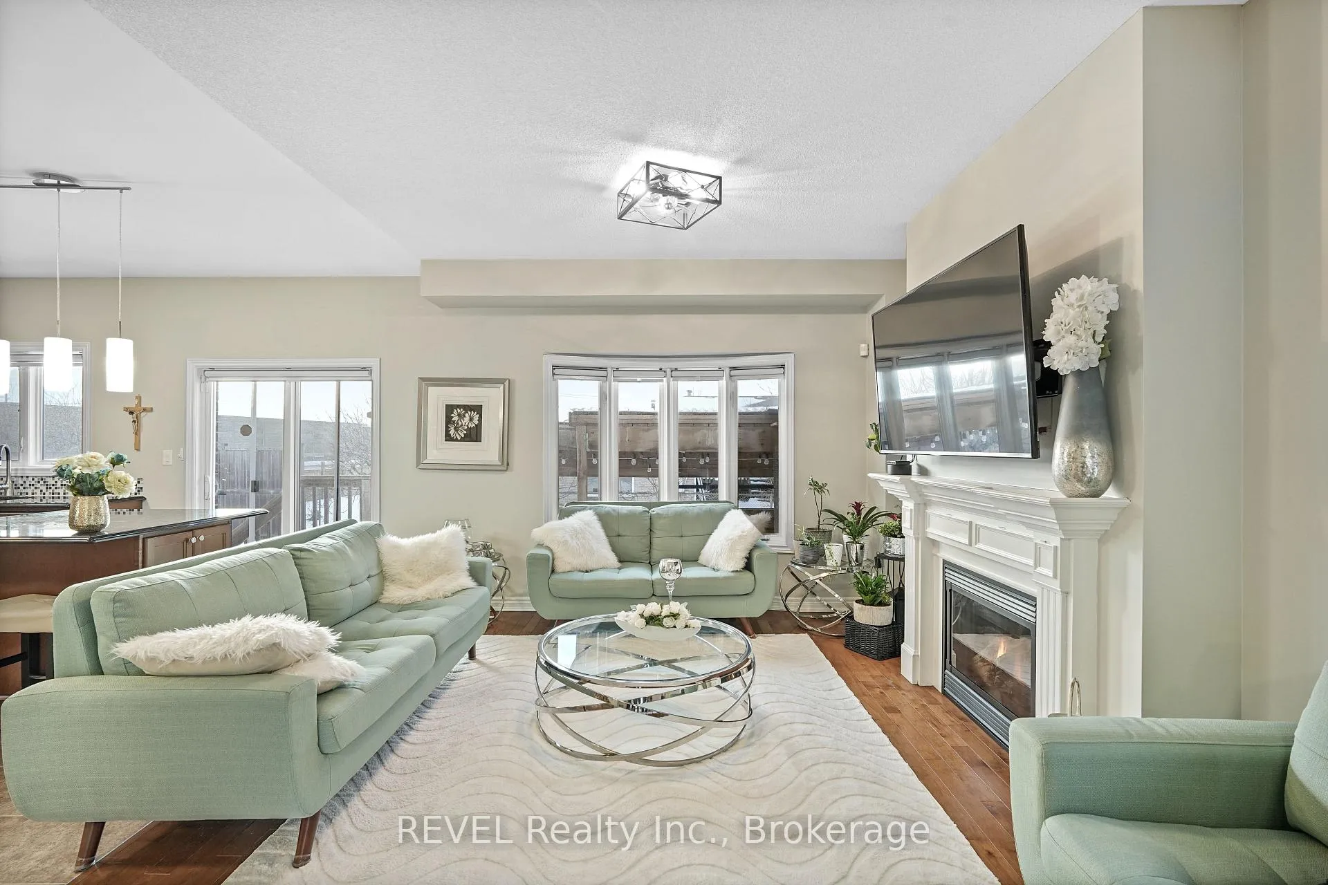 Photo 9 of 44 Sidare Court, Grimsby, Grimsby Beach — HOMEH