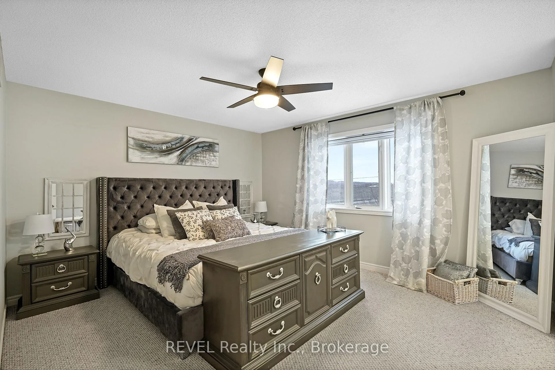 Photo 21 of 44 Sidare Court, Grimsby, Grimsby Beach — HOMEH