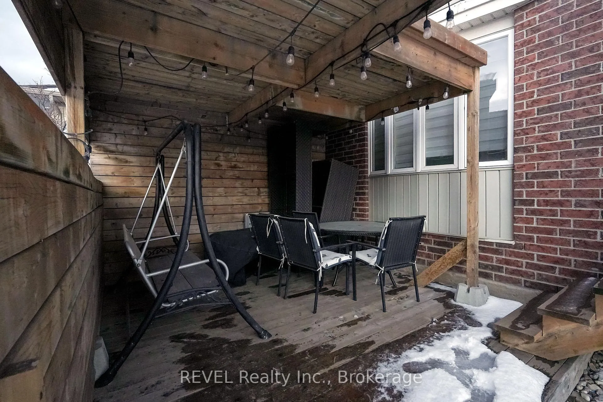 Photo 39 of 44 Sidare Court, Grimsby, Grimsby Beach — HOMEH
