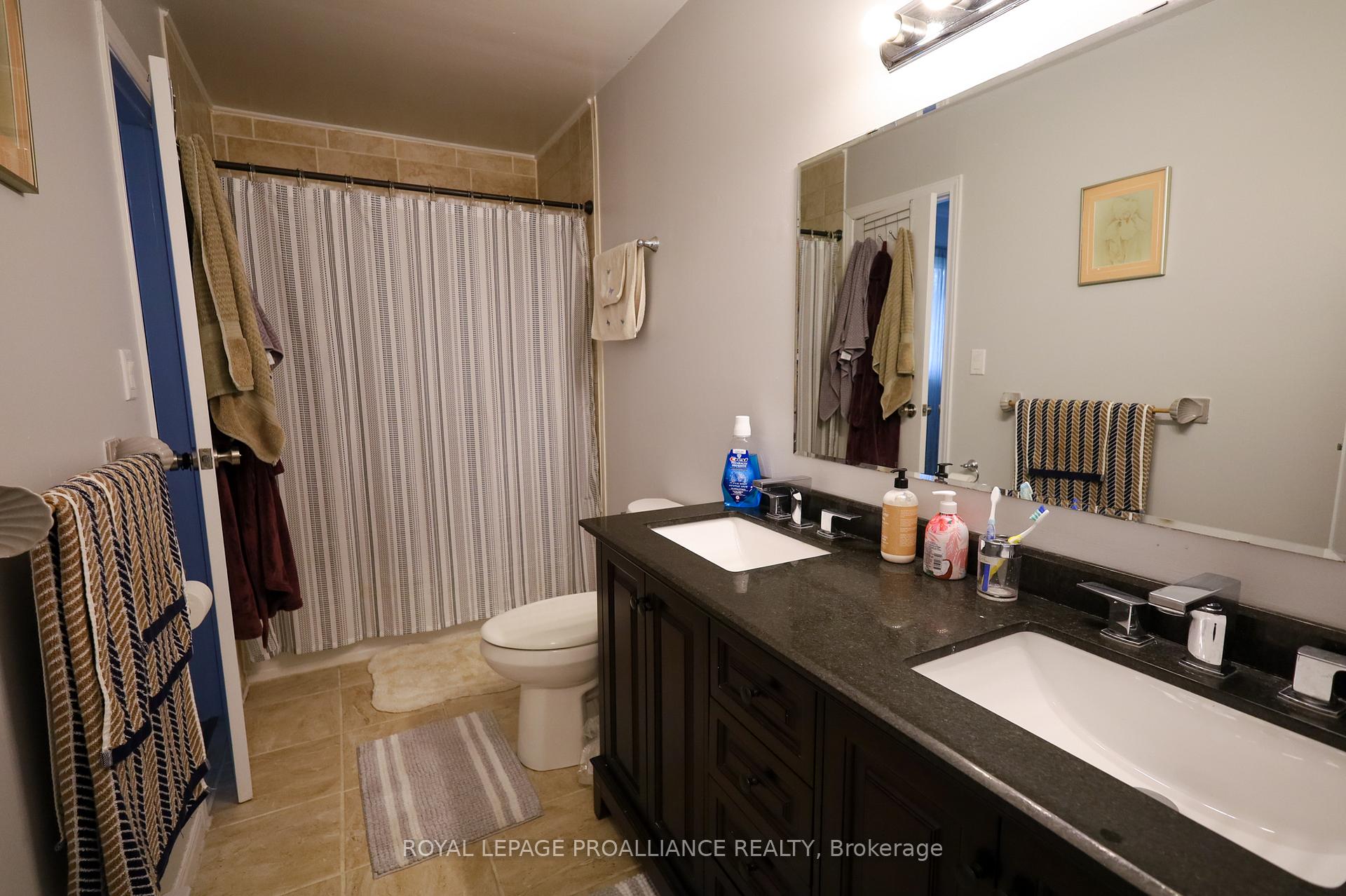 Photo 40 of 60 Wallbridge Crescent, Belleville, Belleville Ward — HOMEH