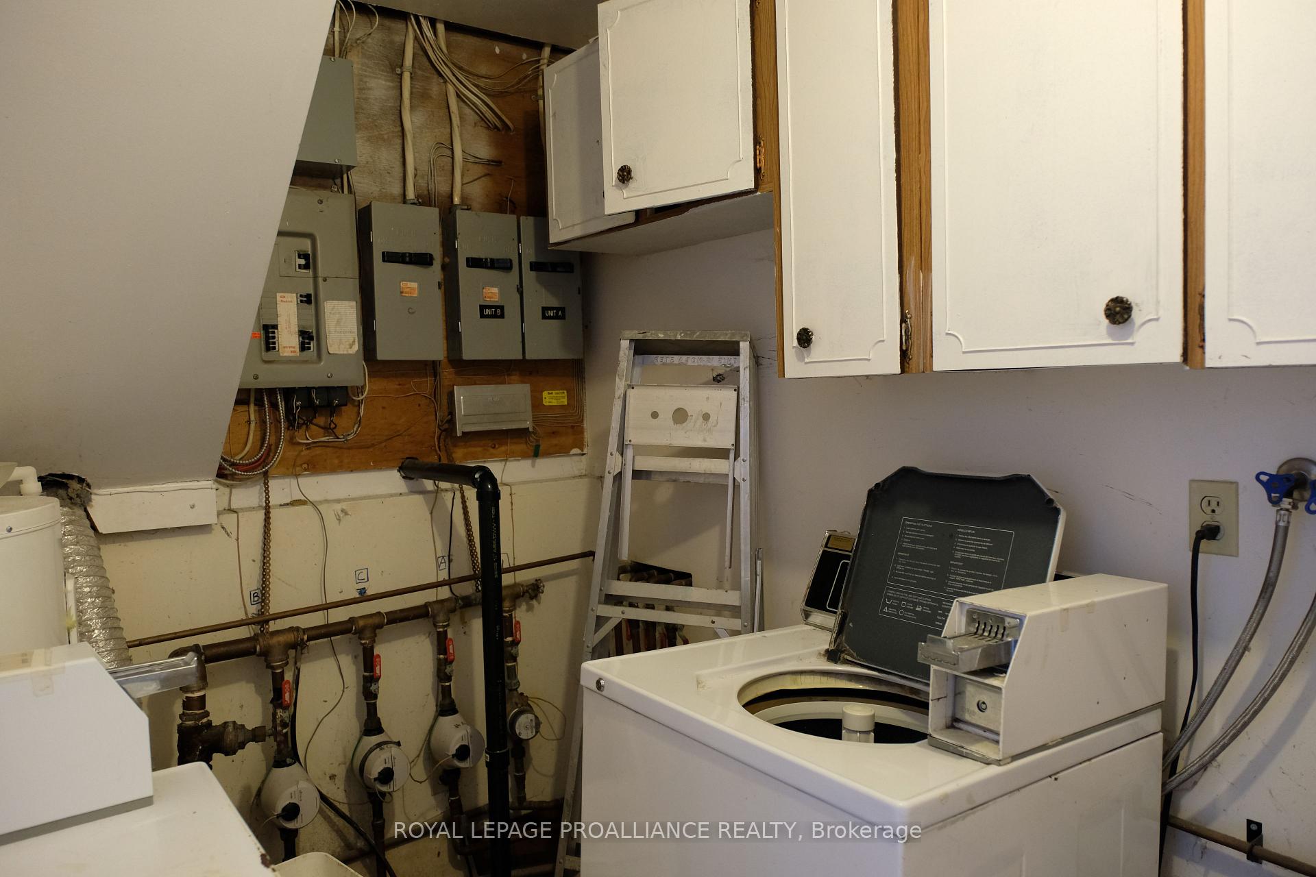 Photo 41 of 60 Wallbridge Crescent, Belleville, Belleville Ward — HOMEH