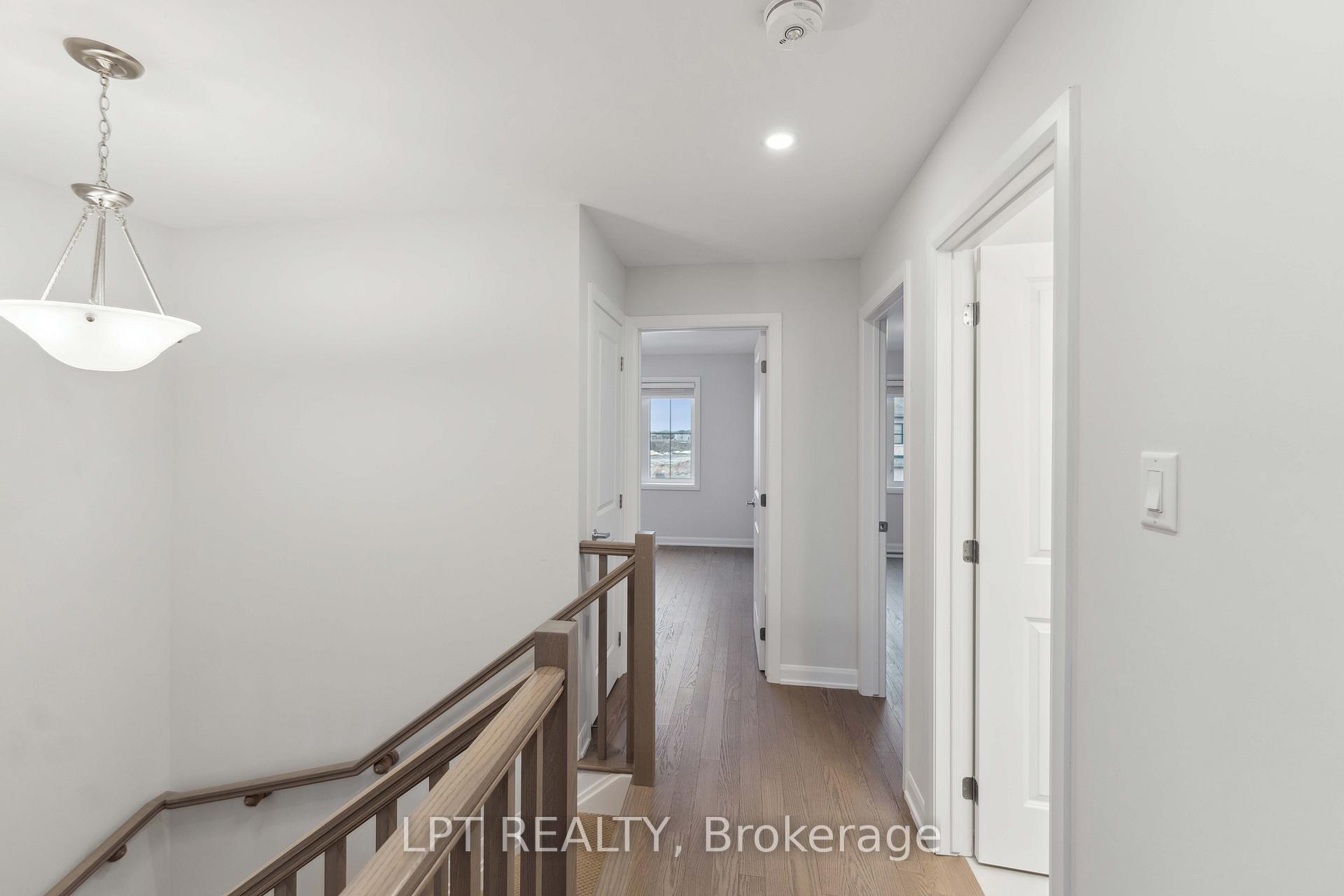 Photo 10 of 711 Fairline Row, Ottawa, Kanata - Emerald Meadows/Trailwest — HOMEH