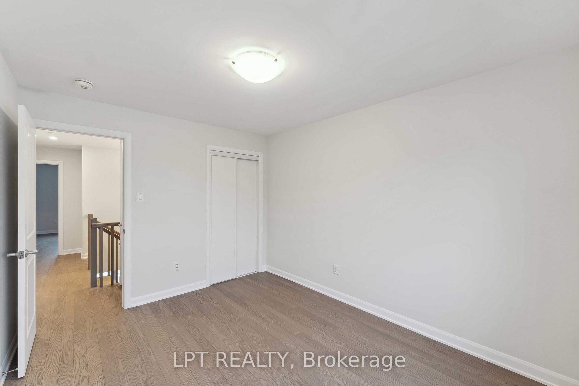 Photo 16 of 711 Fairline Row, Ottawa, Kanata - Emerald Meadows/Trailwest — HOMEH