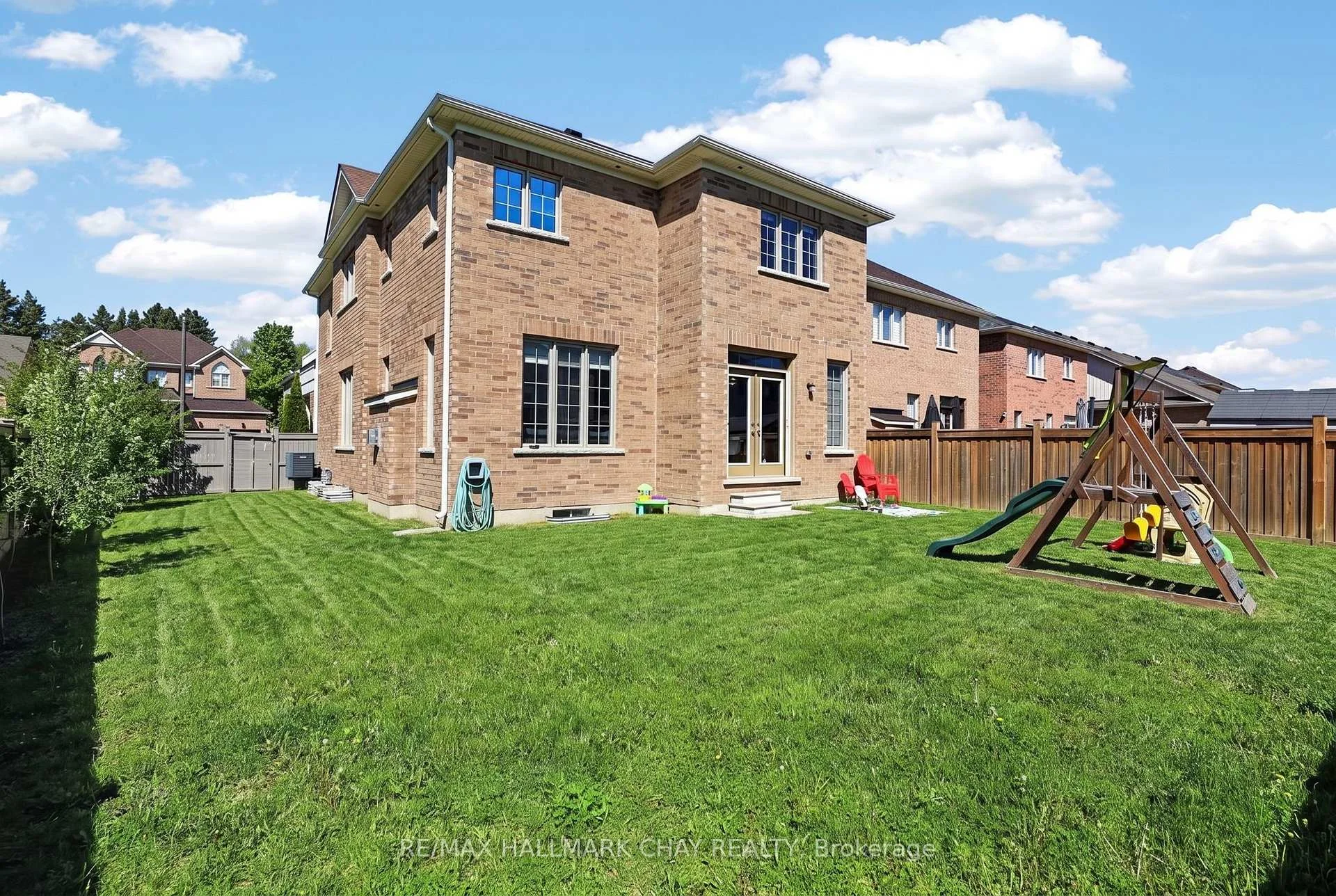 Photo 41 of 43 Walls Crescent, New Tecumseth, Tottenham — HOMEH