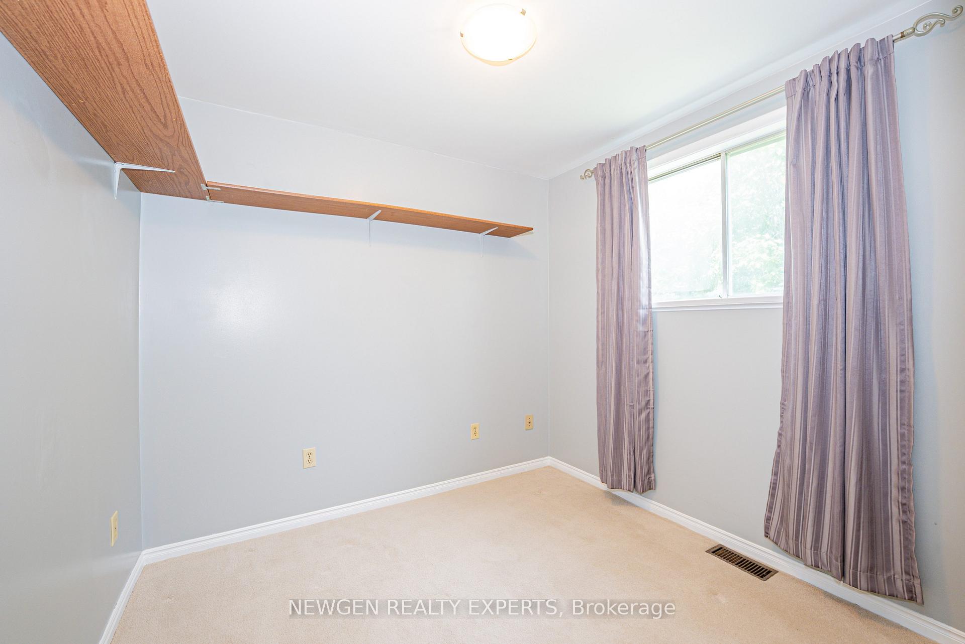 Photo 17 of 1070 Pelham Avenue, Mississauga, Lakeview — HOMEH