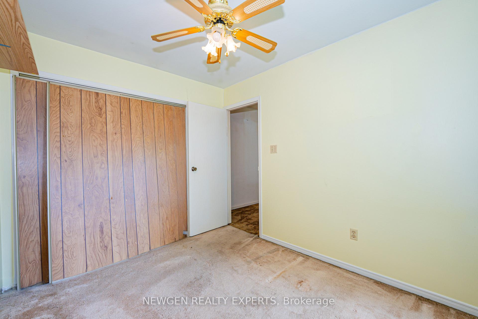 Photo 18 of 1070 Pelham Avenue, Mississauga, Lakeview — HOMEH