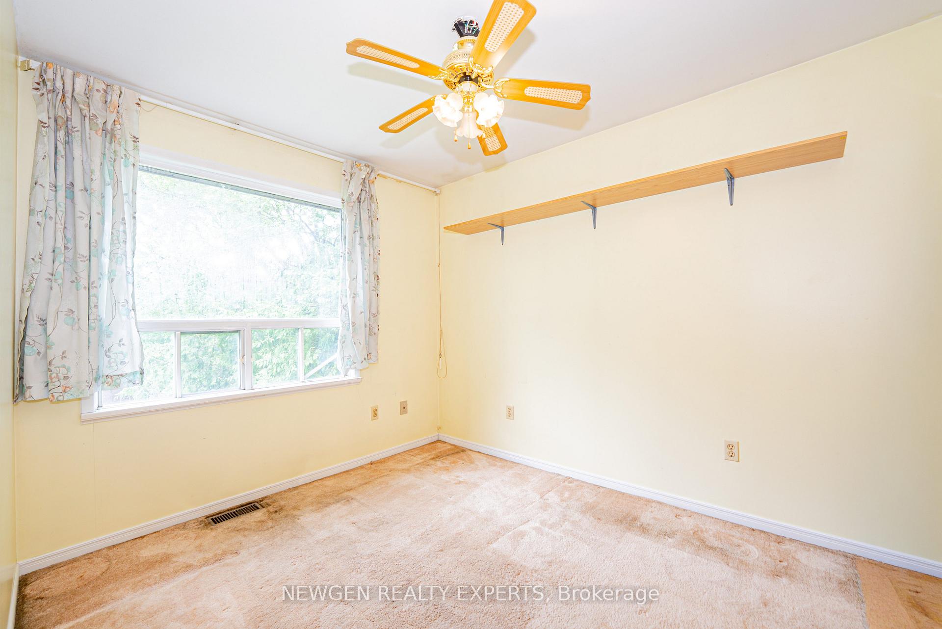 Photo 19 of 1070 Pelham Avenue, Mississauga, Lakeview — HOMEH