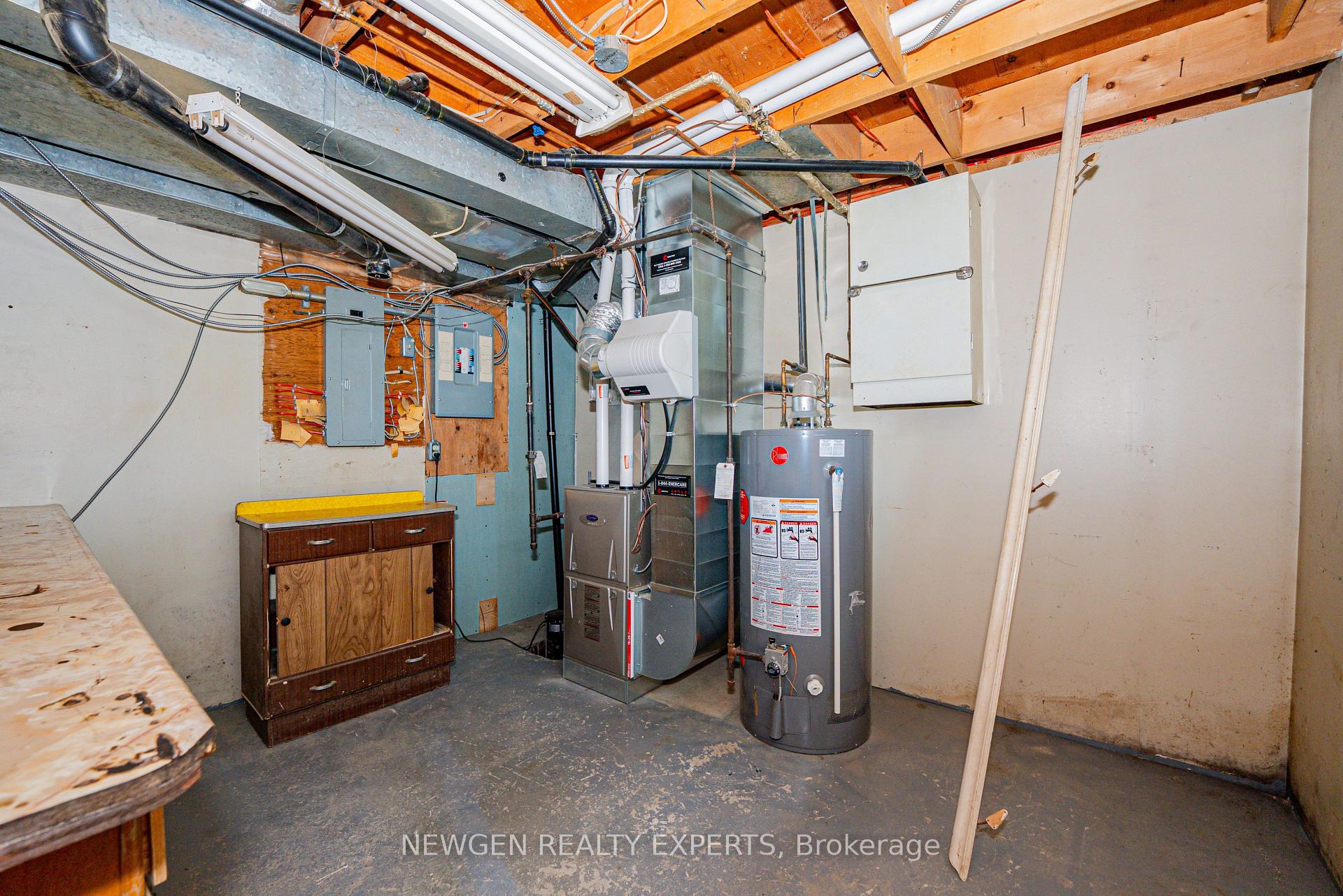 Photo 24 of 1070 Pelham Avenue, Mississauga, Lakeview — HOMEH