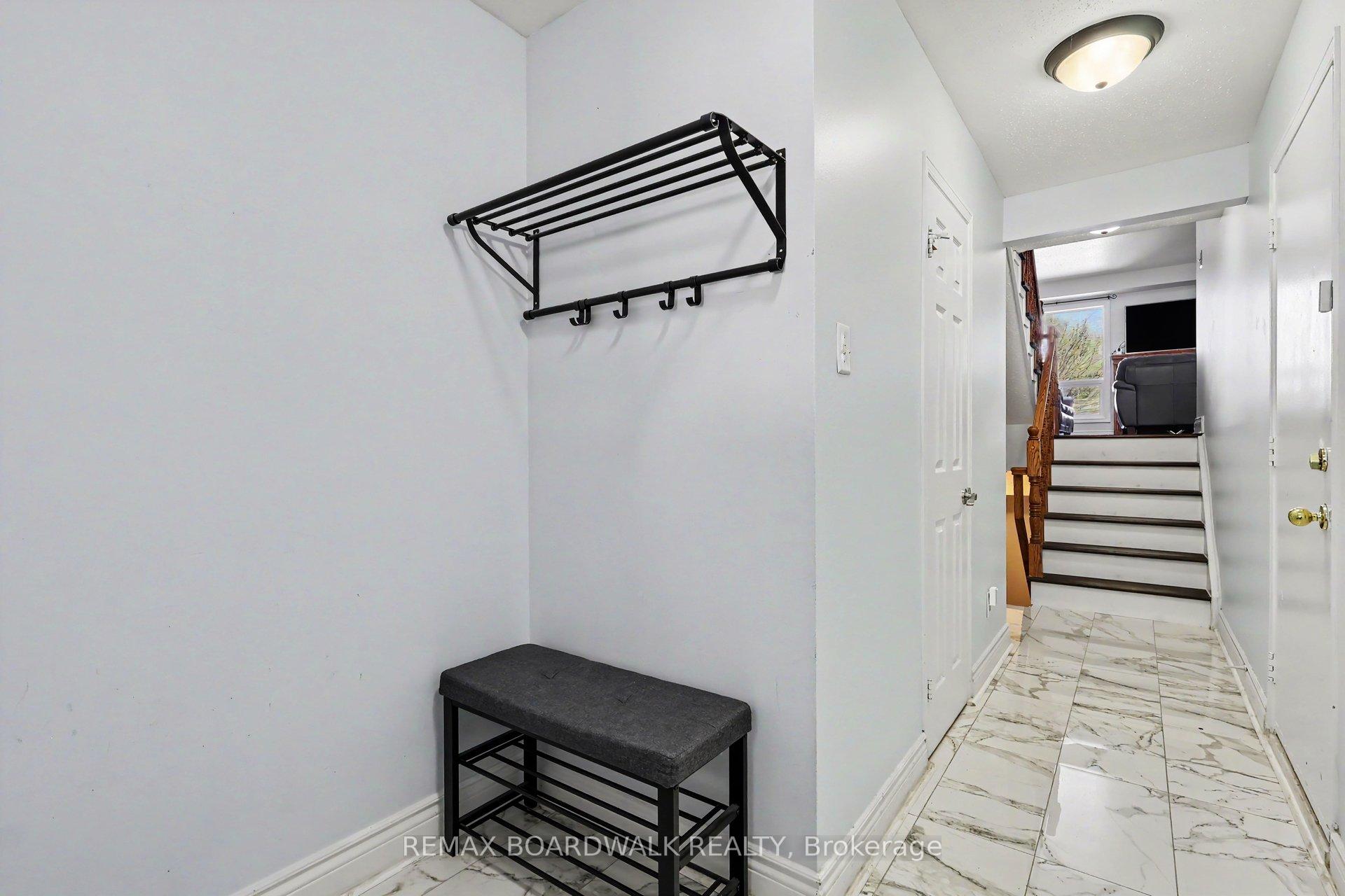 Photo 3 of 1388 Beaucourt Place, Ottawa, Fallingbrook/Ridgemount — HOMEH
