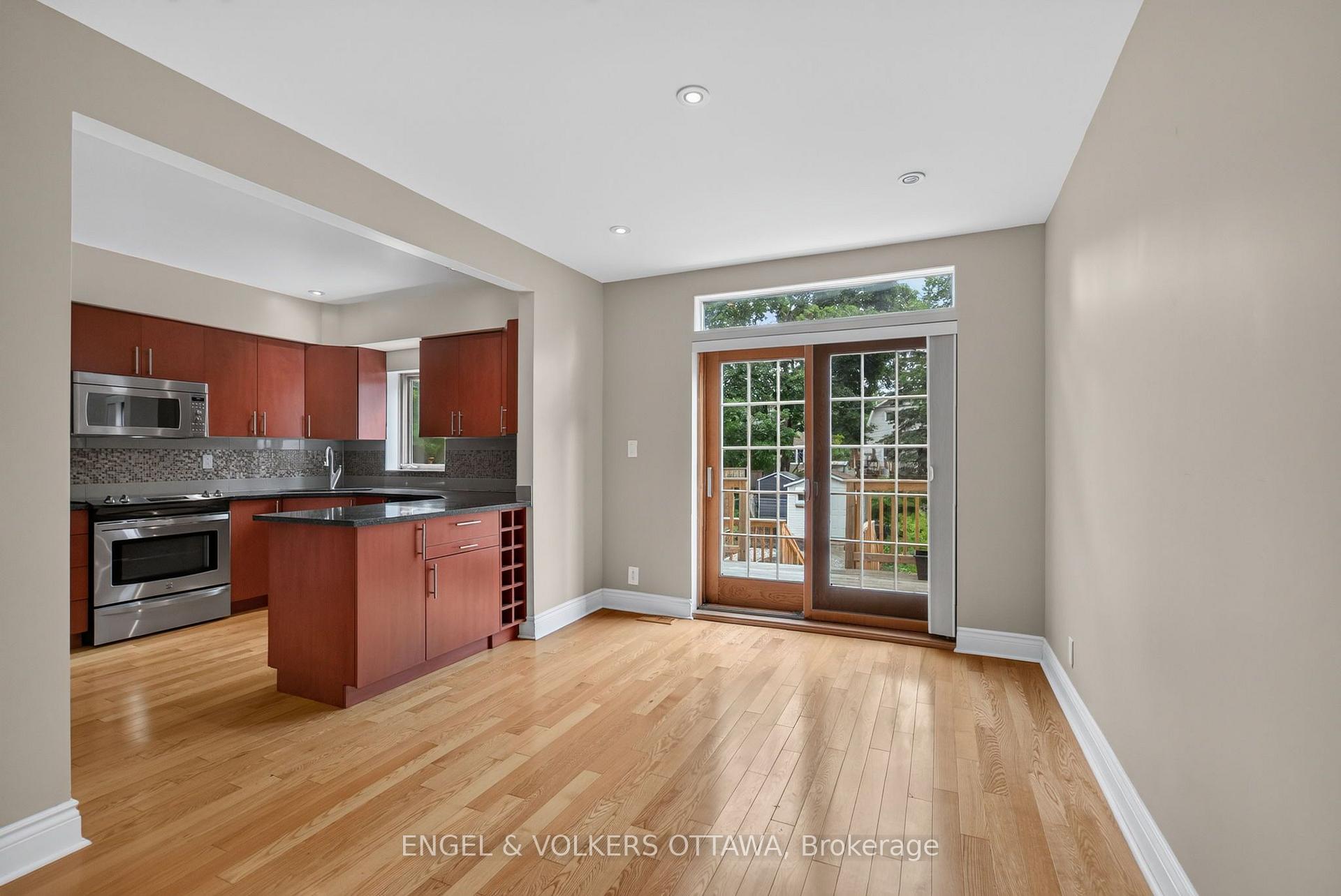 Photo 14 of 75 Ross Avenue, Ottawa, Ottawa West — HOMEH