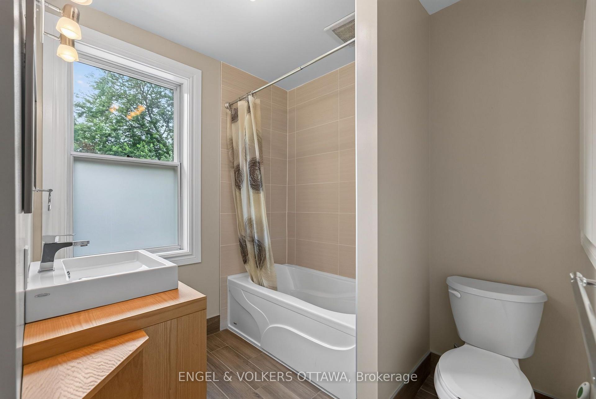 Photo 28 of 75 Ross Avenue, Ottawa, Ottawa West — HOMEH
