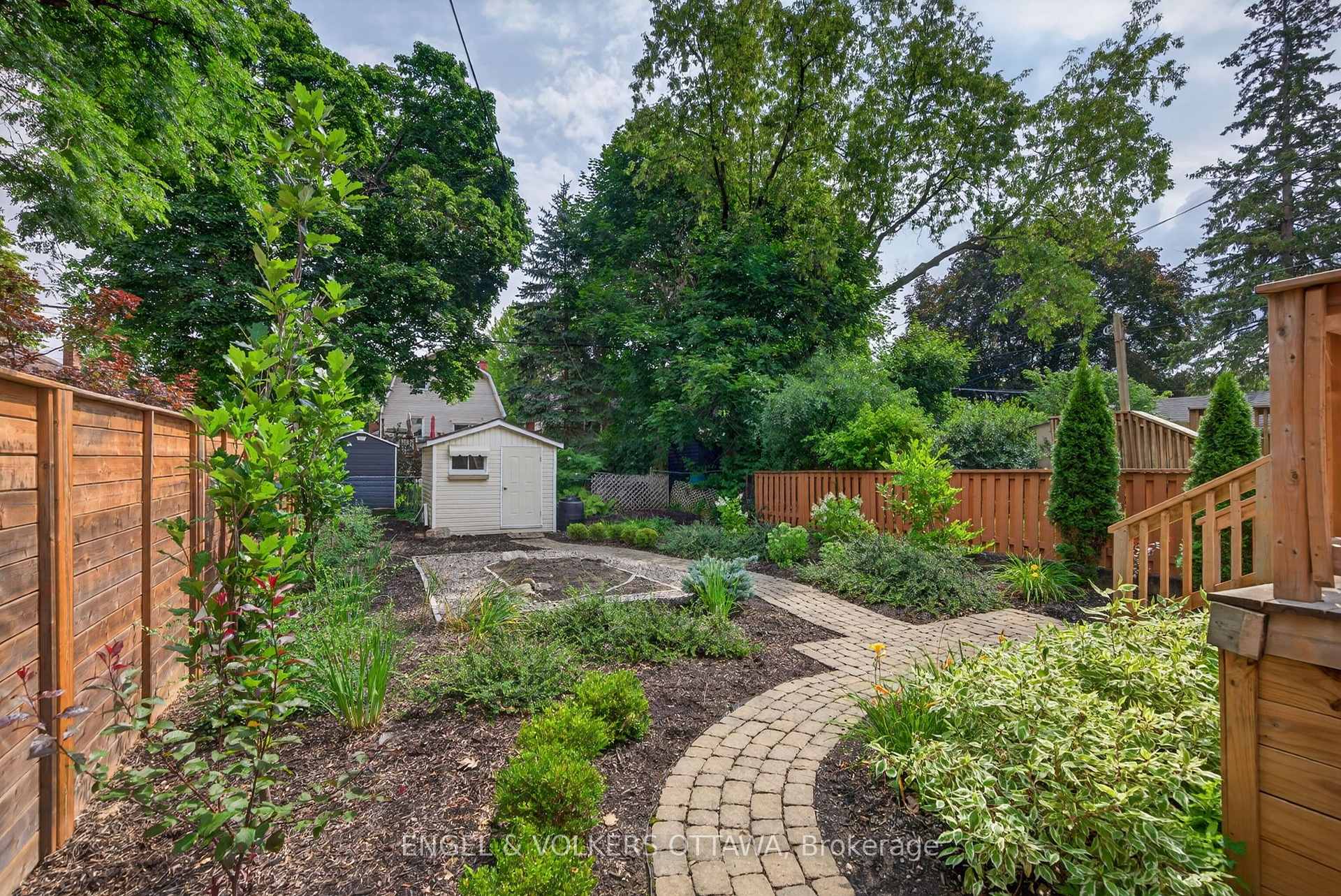 Photo 31 of 75 Ross Avenue, Ottawa, Ottawa West — HOMEH