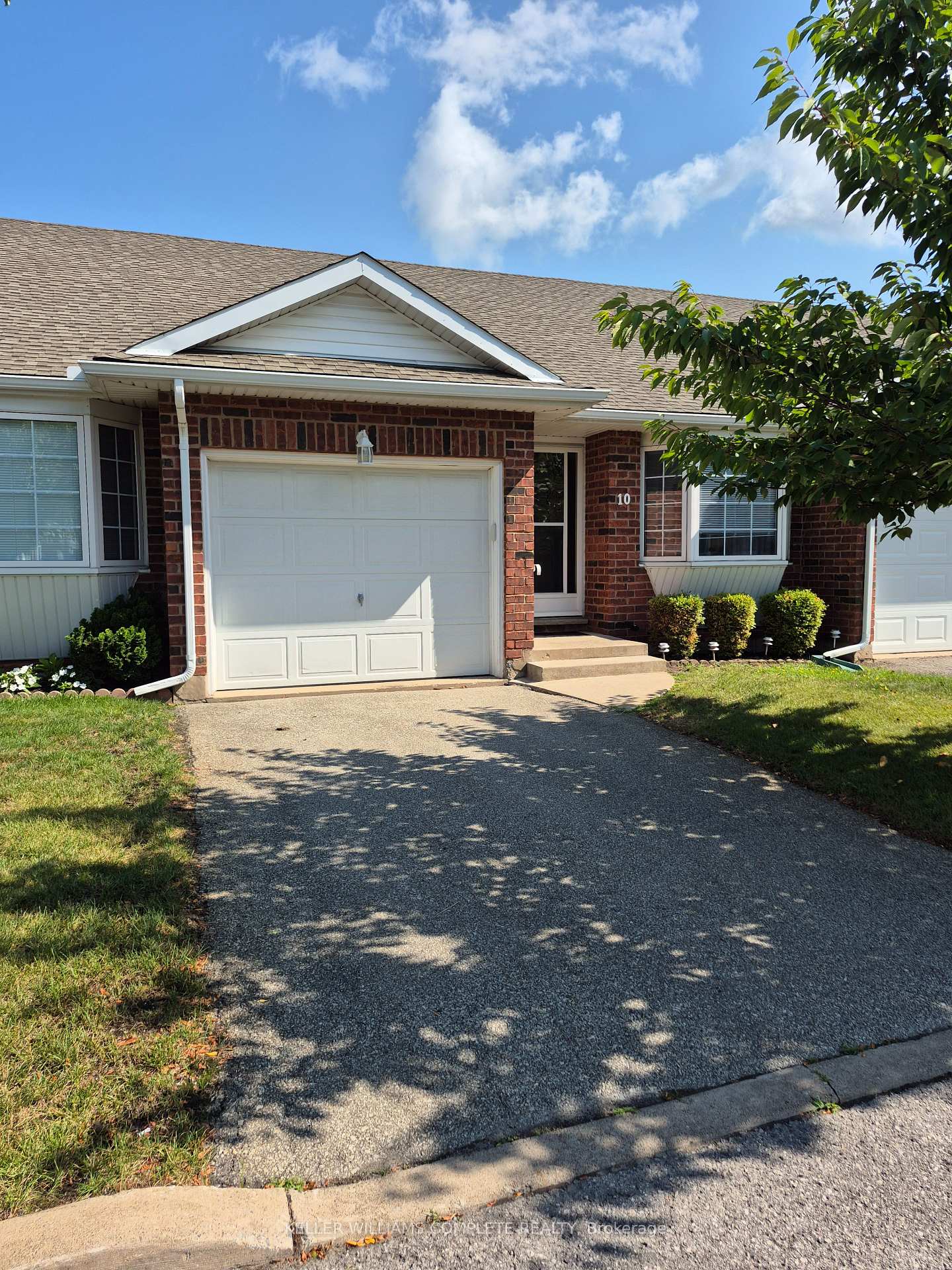 Photo 3 of Unit 10, 162 First Street, Welland, Lincoln/Crowland — HOMEH