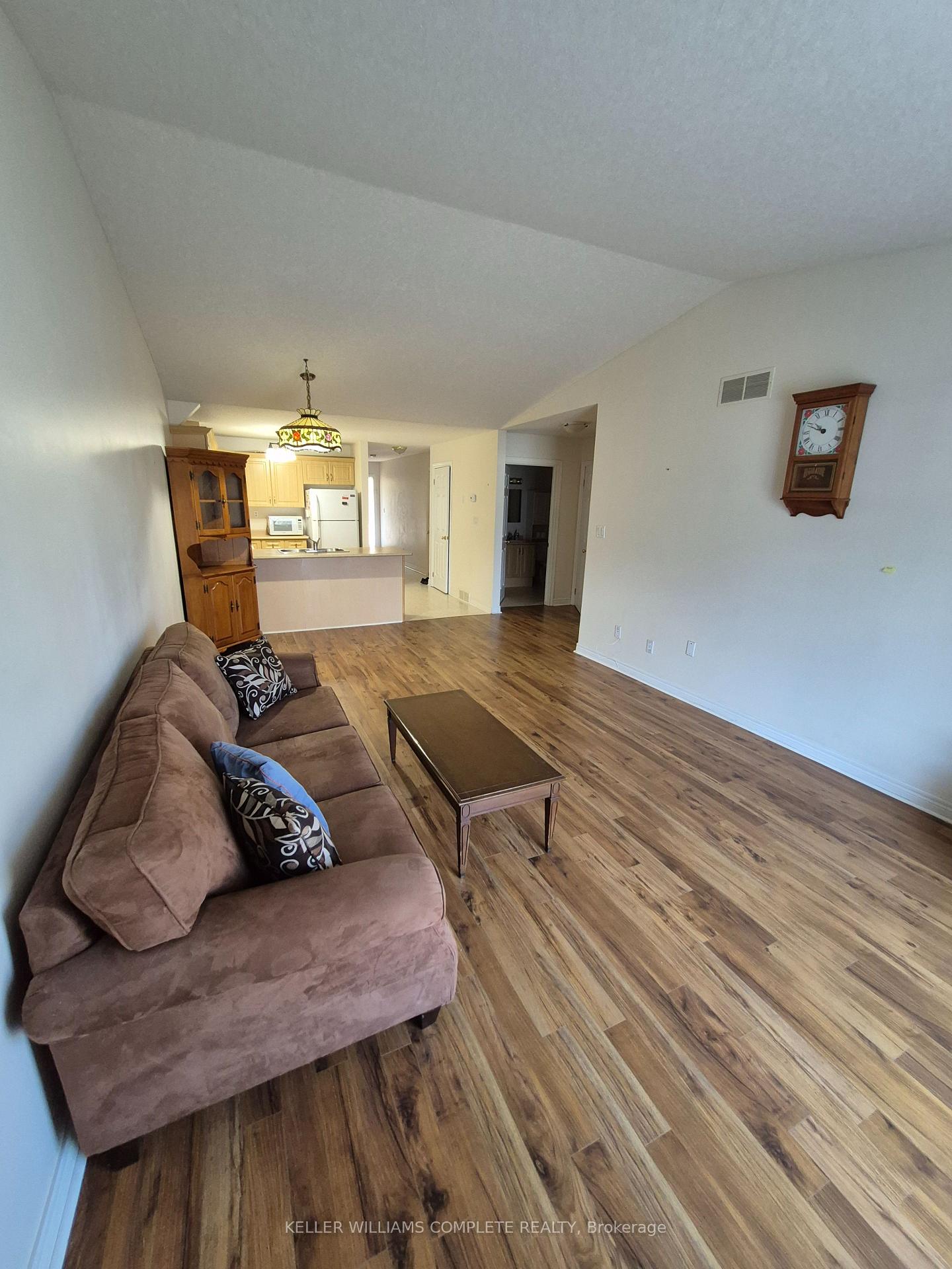 Photo 9 of Unit 10, 162 First Street, Welland, Lincoln/Crowland — HOMEH