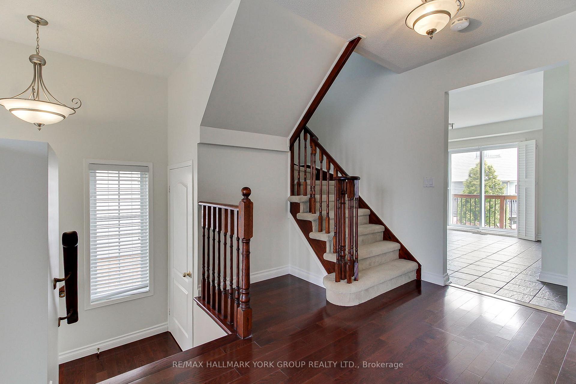 Photo 5 of 39 Millcliff Circle, Aurora, Aurora Grove — HOMEH