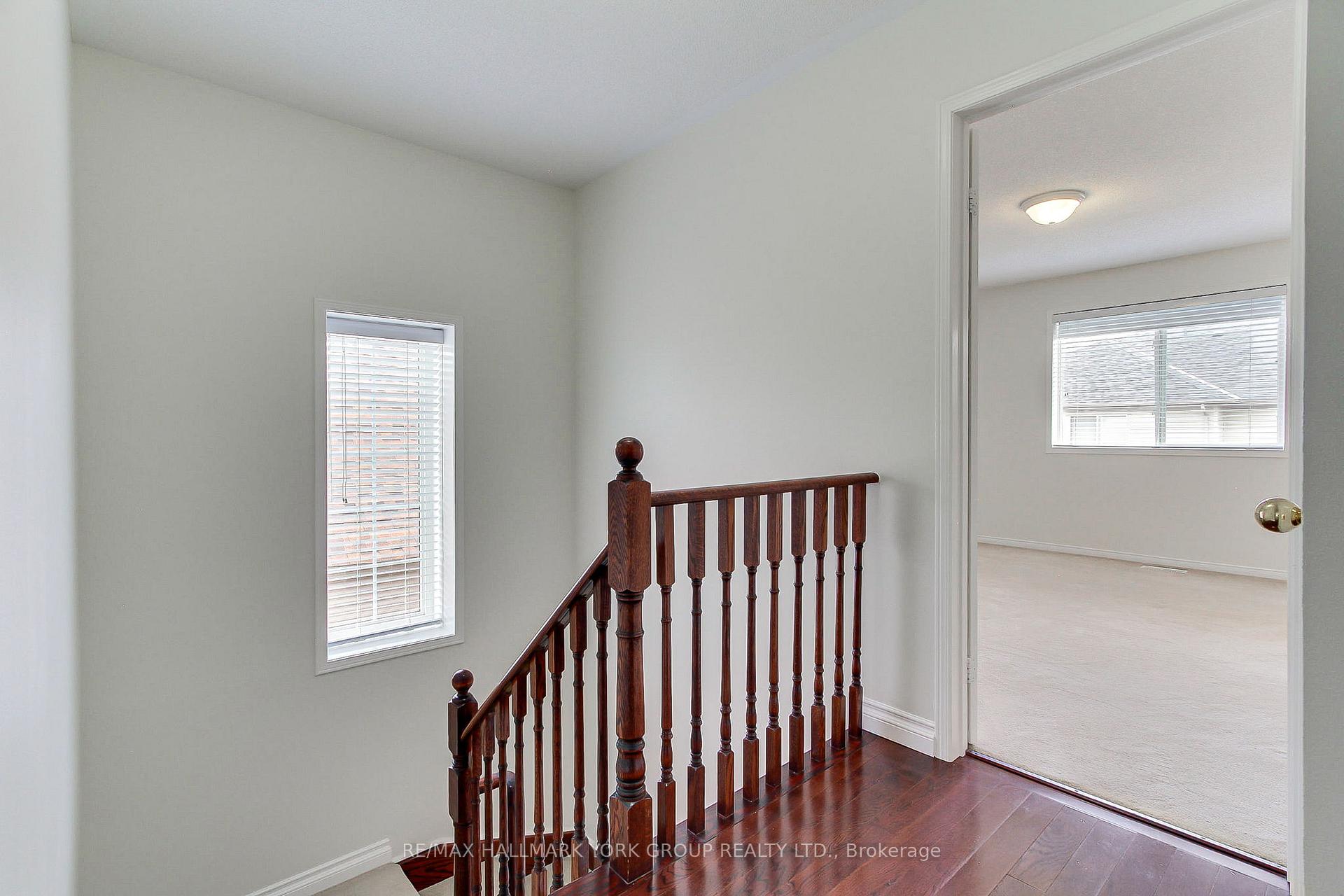 Photo 13 of 39 Millcliff Circle, Aurora, Aurora Grove — HOMEH