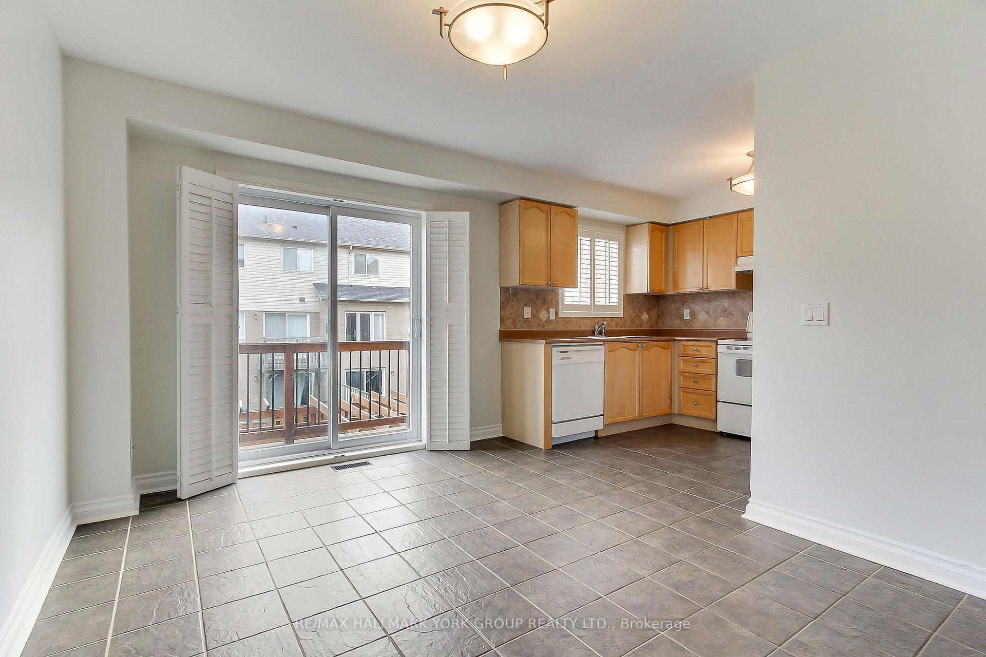 Photo 33 of 39 Millcliff Circle, Aurora, Aurora Grove — HOMEH