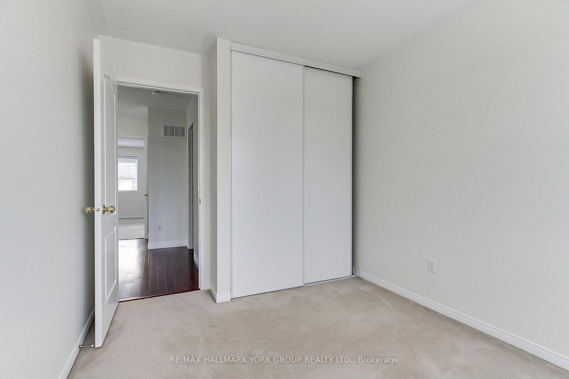 Photo 41 of 39 Millcliff Circle, Aurora, Aurora Grove — HOMEH