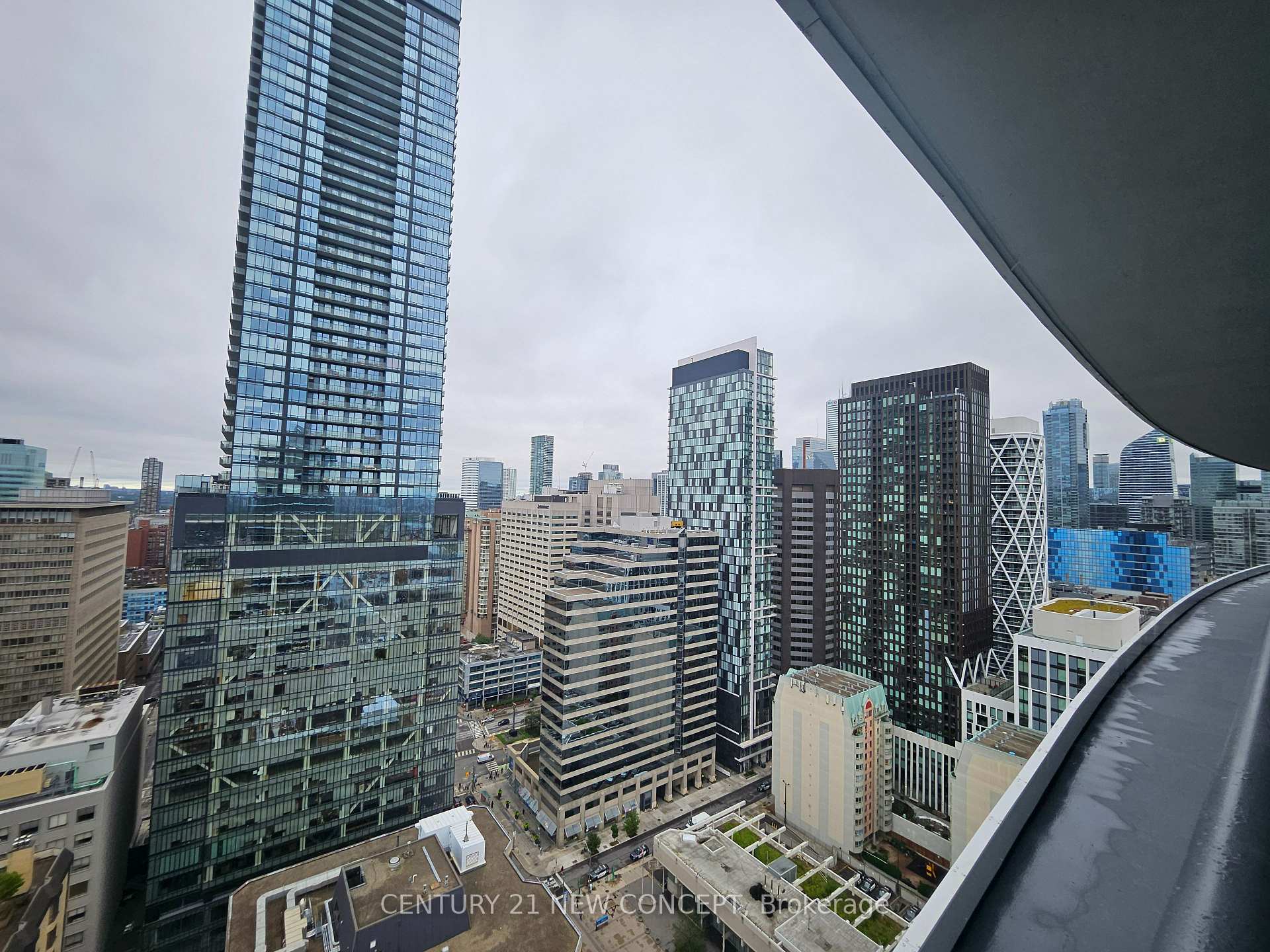 Photo 12 of Unit 2803, 280 Dundas Street W, Toronto, Kensington-Chinatown — HOMEH