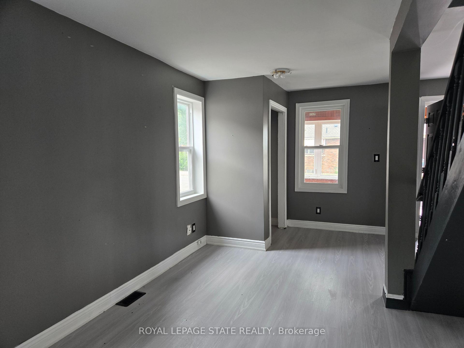 Photo 4 of 6269 Franklin Avenue, Niagara Falls, Dorchester — HOMEH
